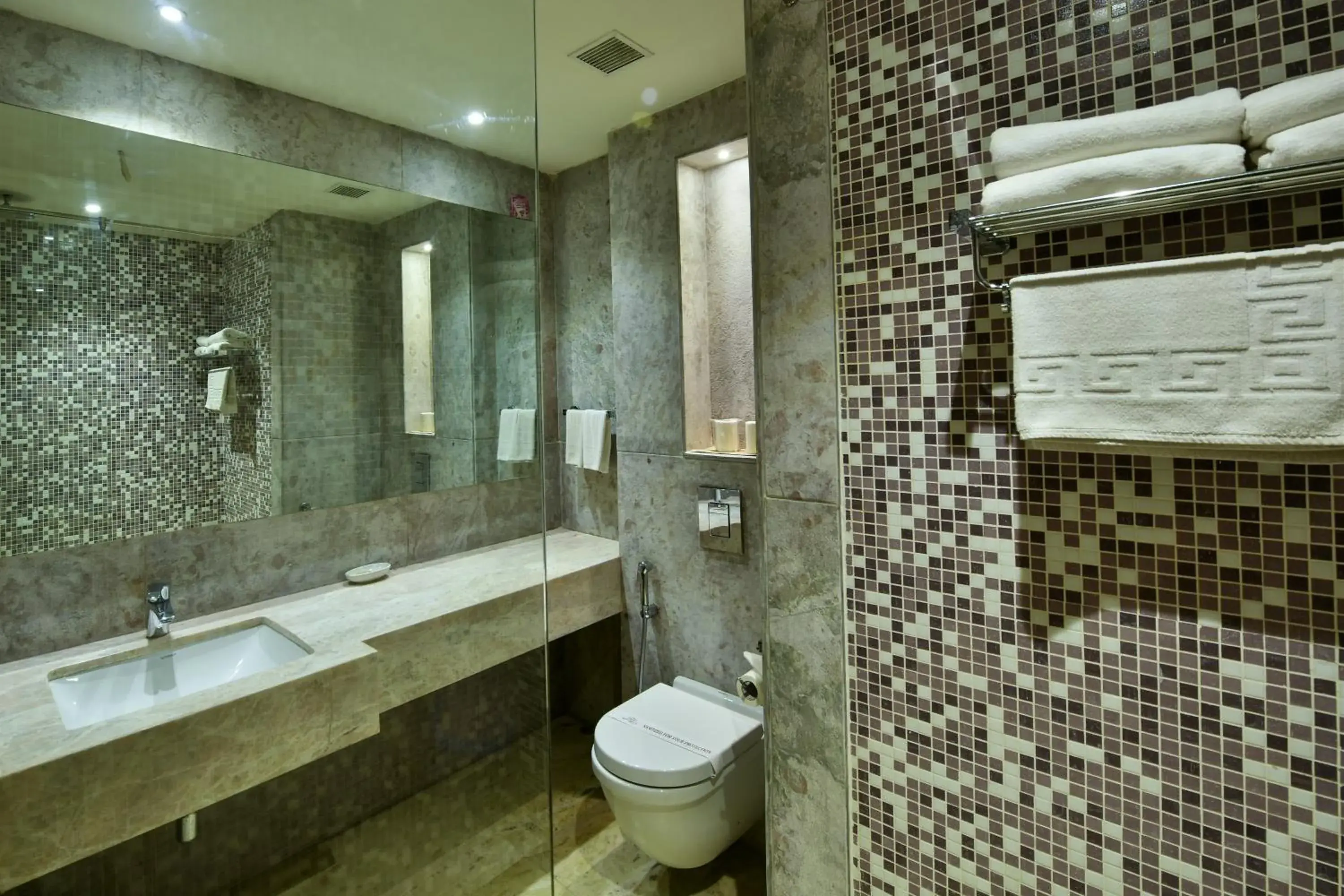 Bathroom in Marugarh Resort and Spa Bathroom in Marugarh Resort and Spa