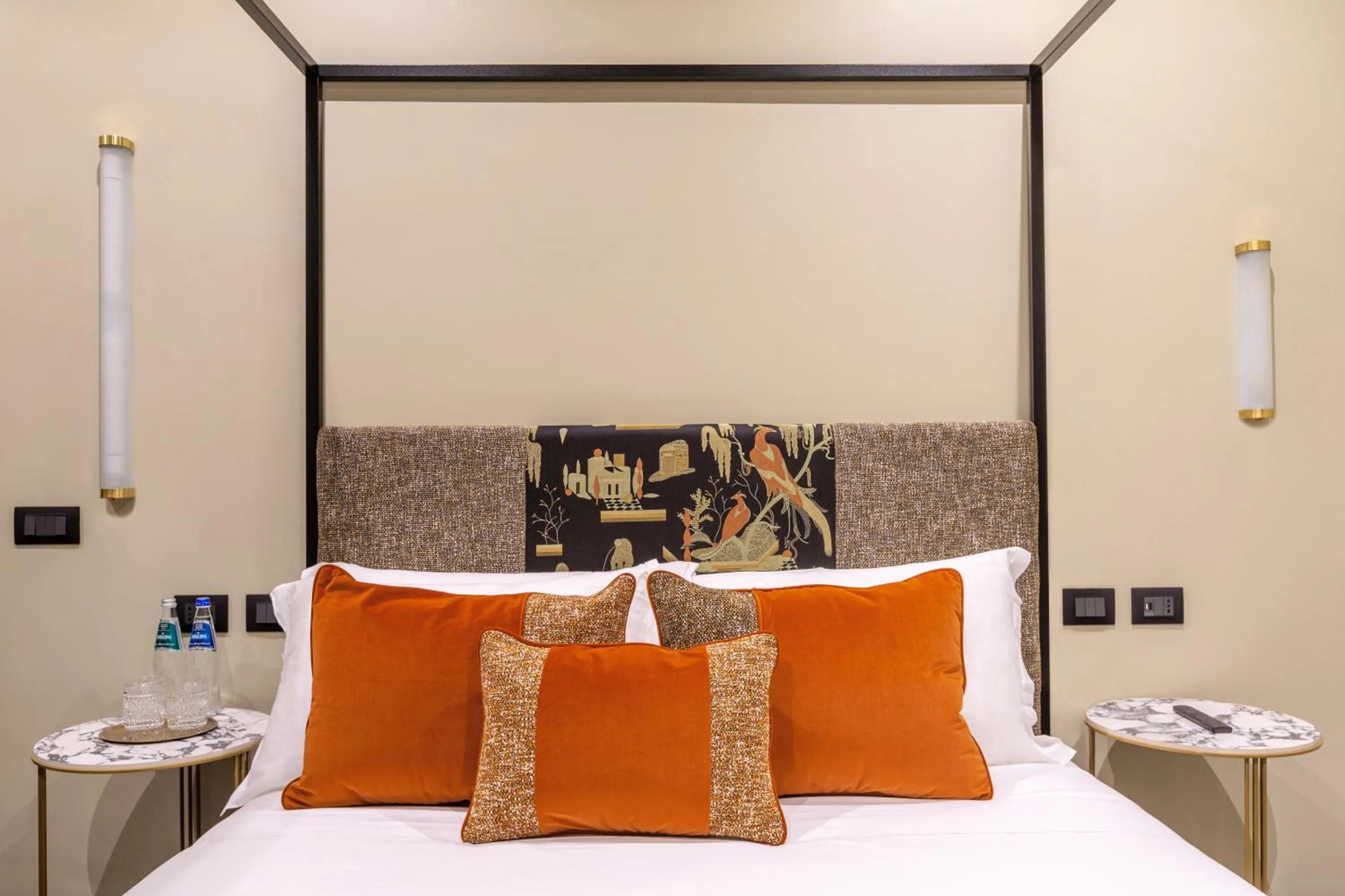 Bedroom, Bed in The Couper Colonna