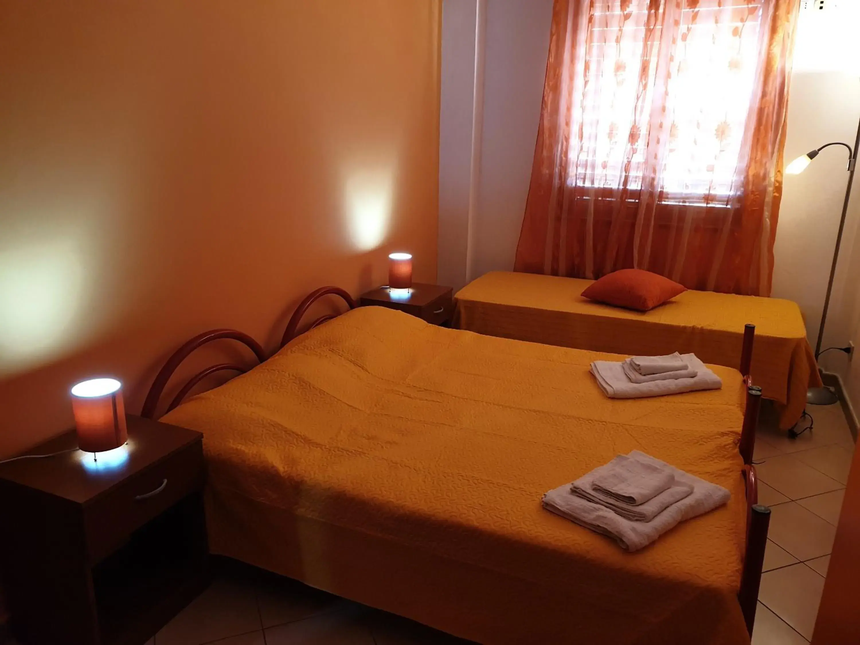 Standard Triple Room with Sea View in Beb al porto da joseph Standard Triple Room with Sea View in Beb al porto da joseph