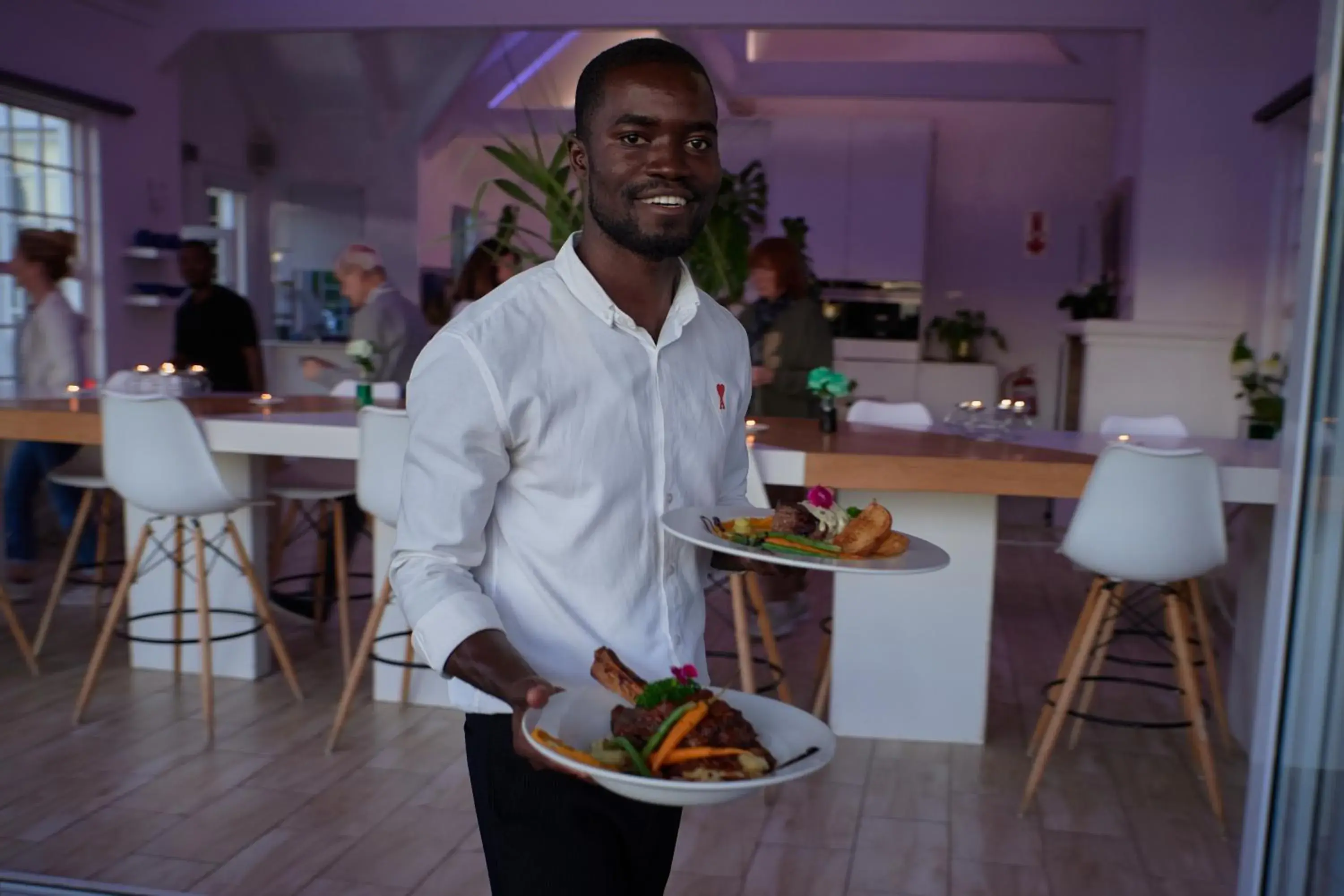 Restaurant/places to eat in theLAB Robertson Restaurant/places to eat in theLAB Robertson