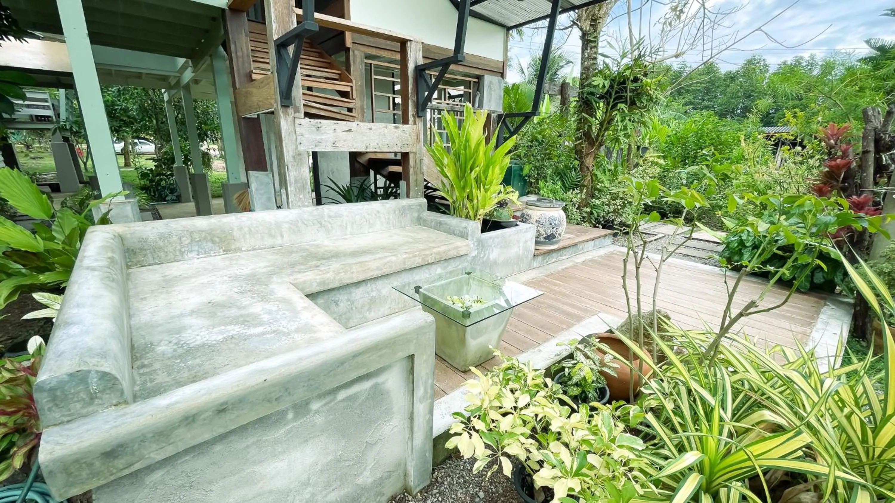 Property building in Rimsira