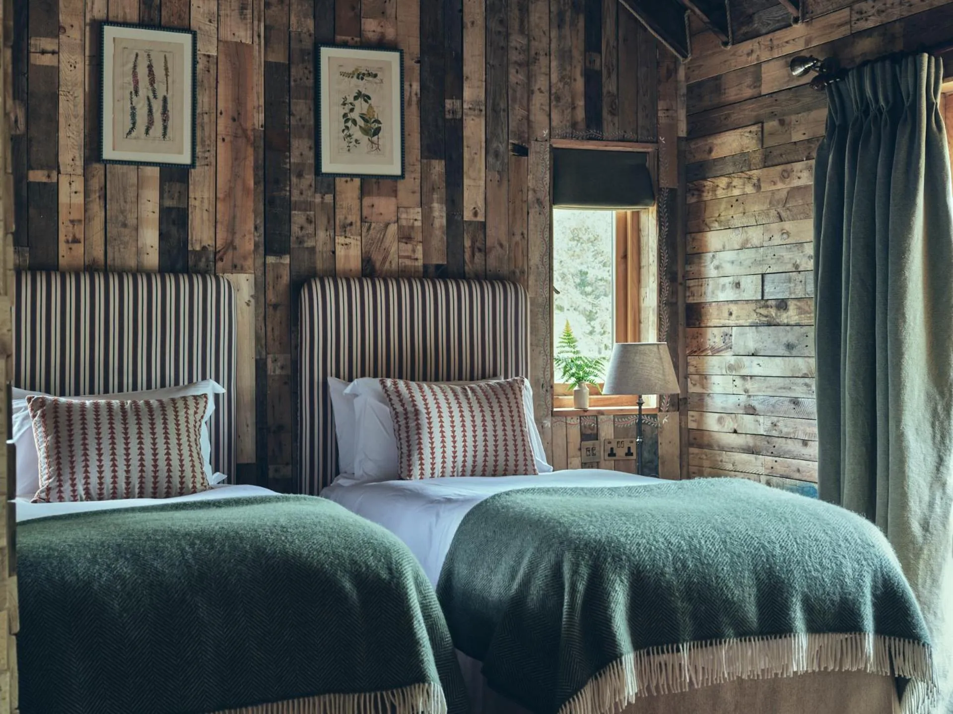 Bed in Wildhive Callow Hall