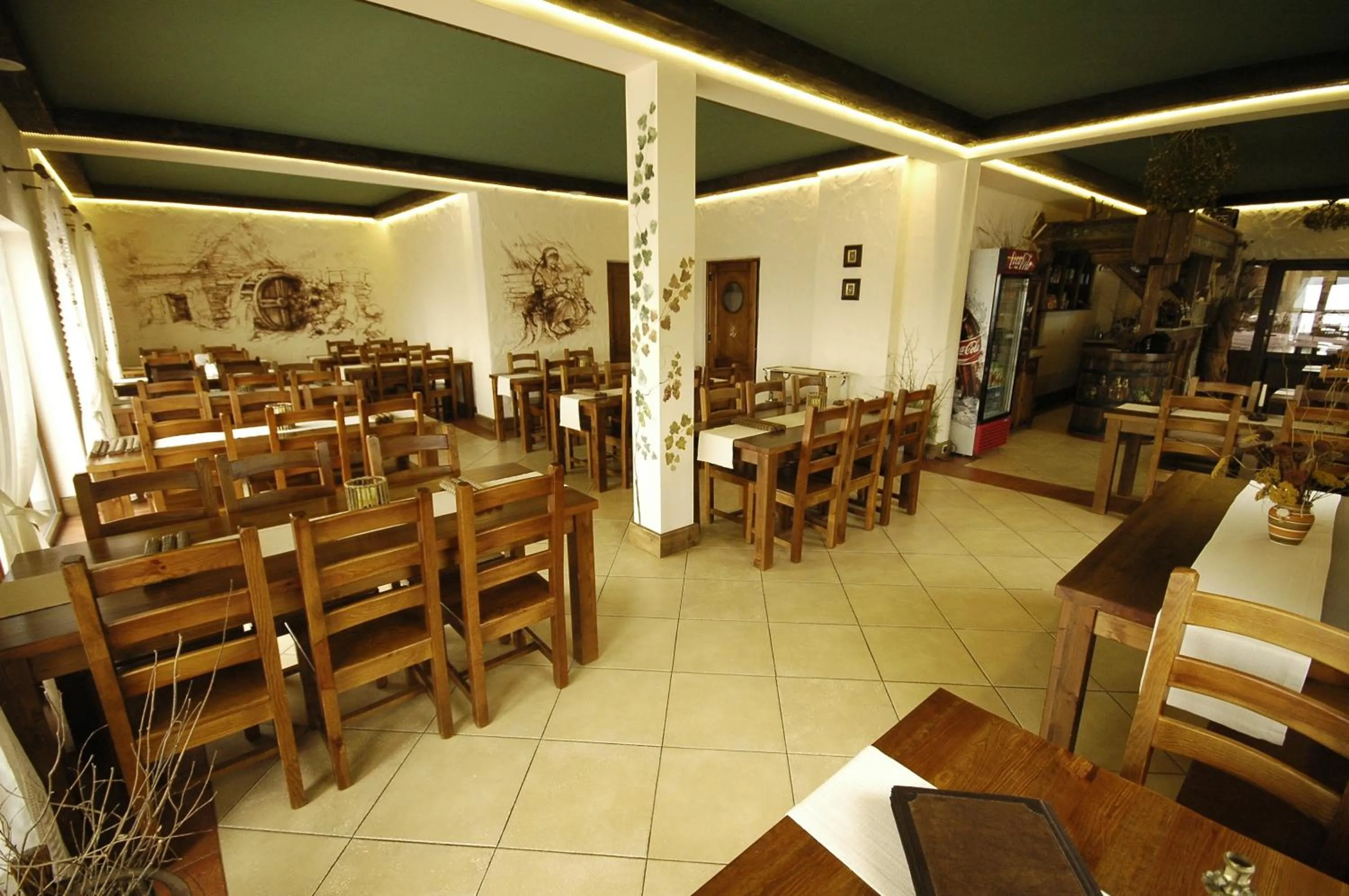Restaurant/places to eat in Szeptucha