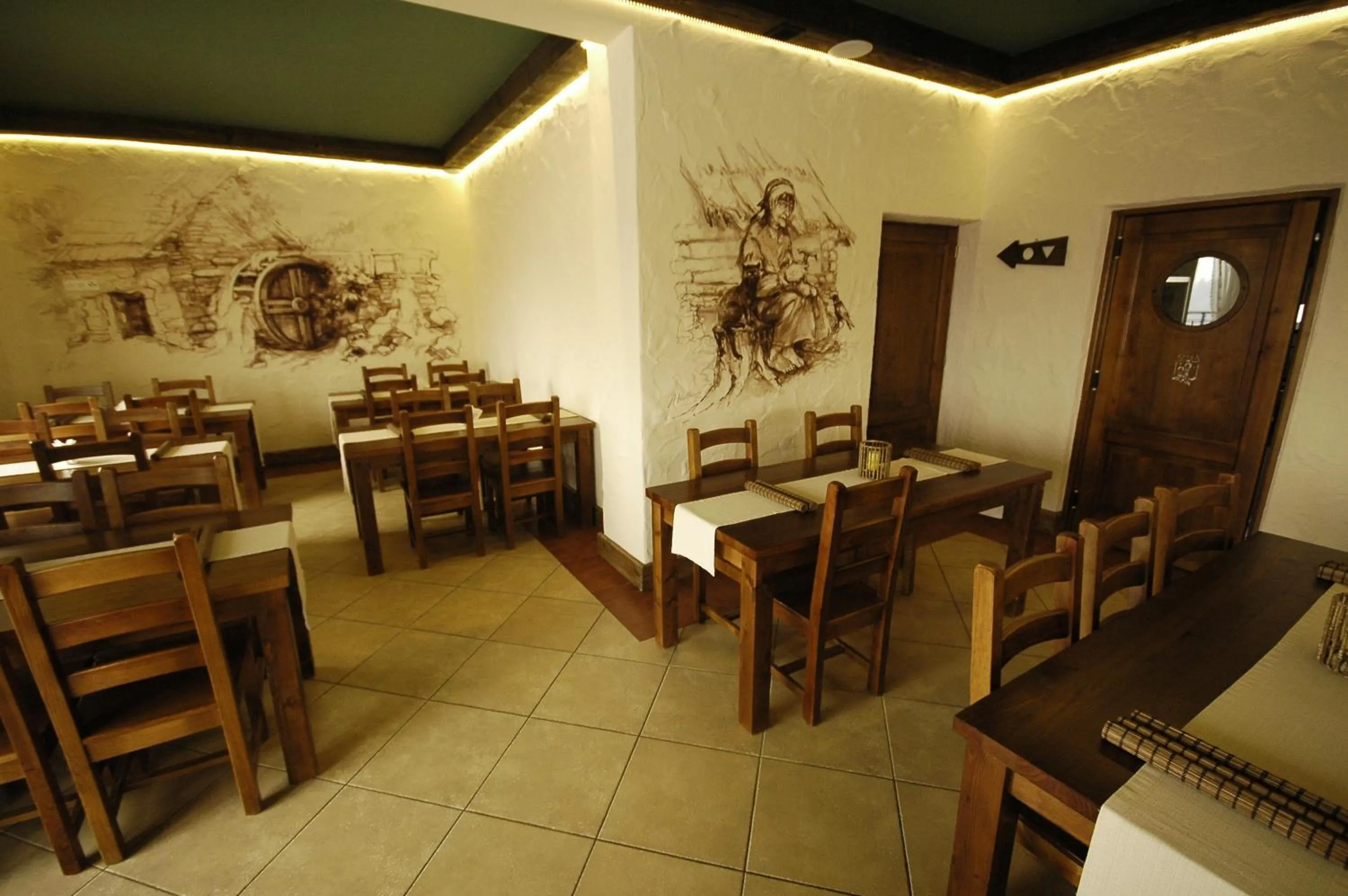 Restaurant/places to eat in Szeptucha