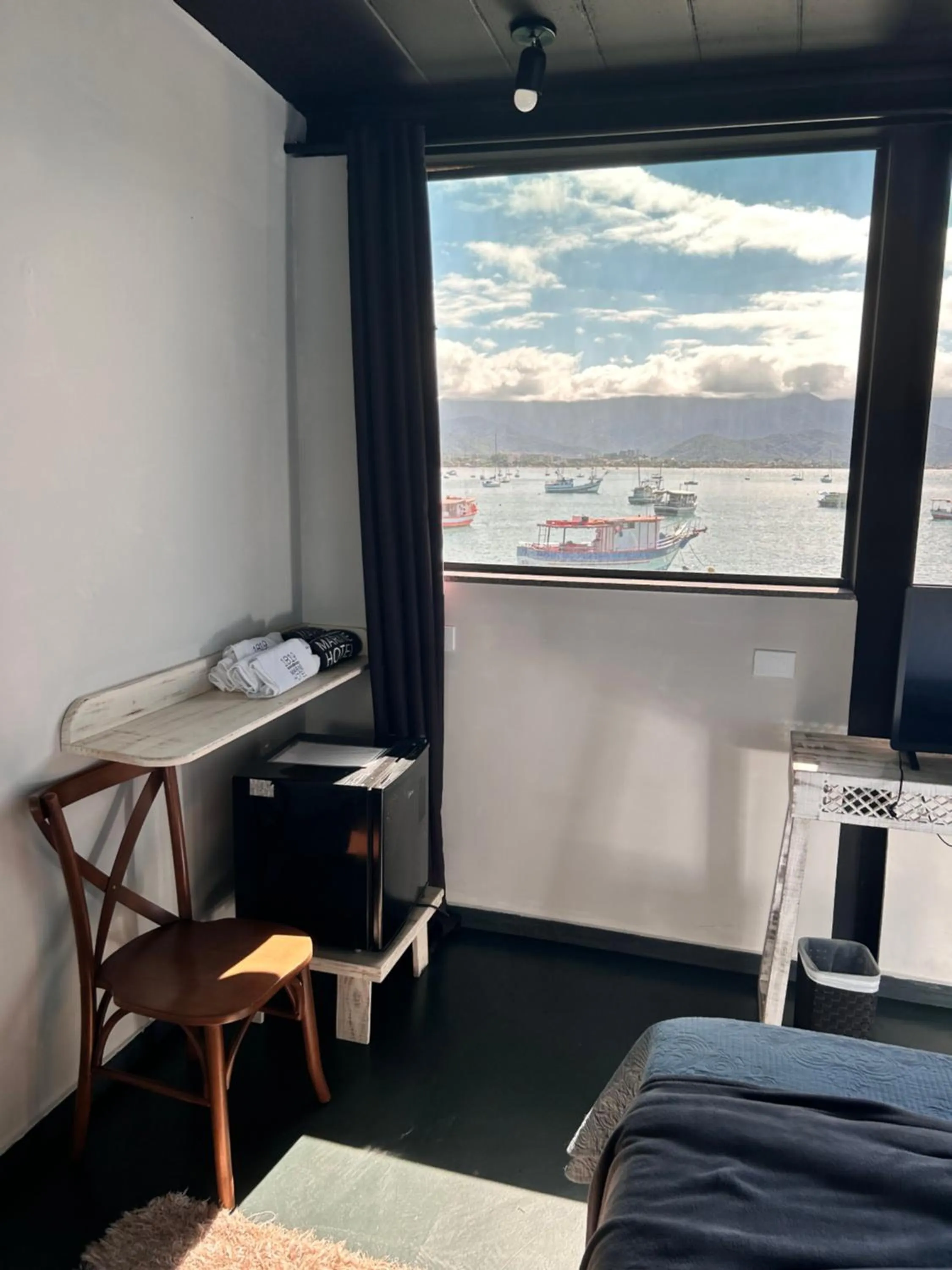 Bed in 1819 Marine Hotel