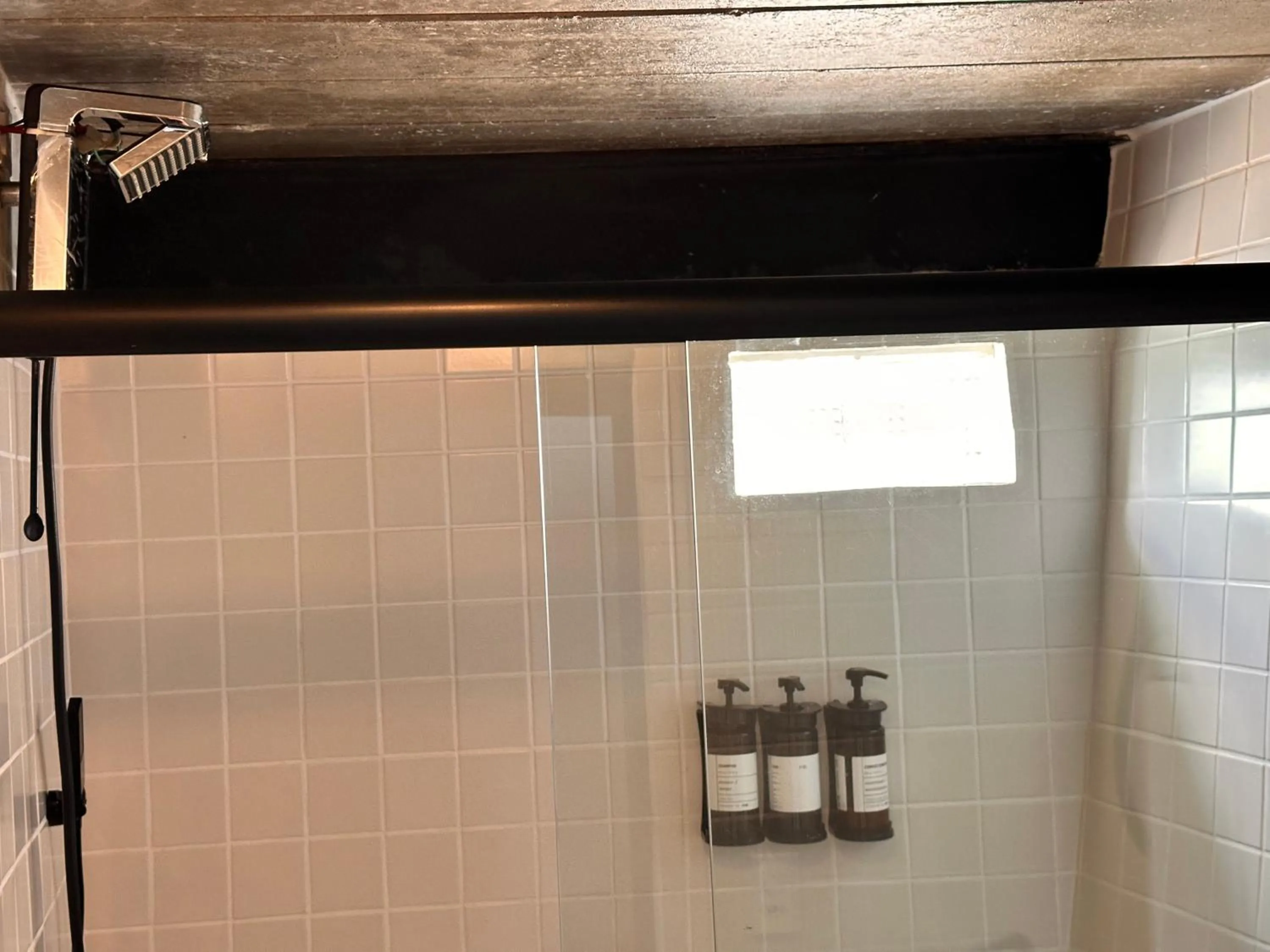 Shower in 1819 Marine Hotel