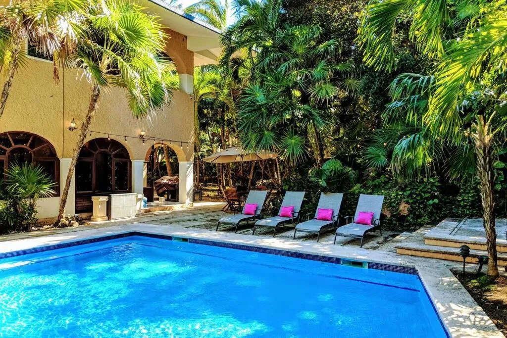Swimming pool in Steps to Ocean Huge Beach Villa Private Pool in Exclusive Fase 1 Playacar