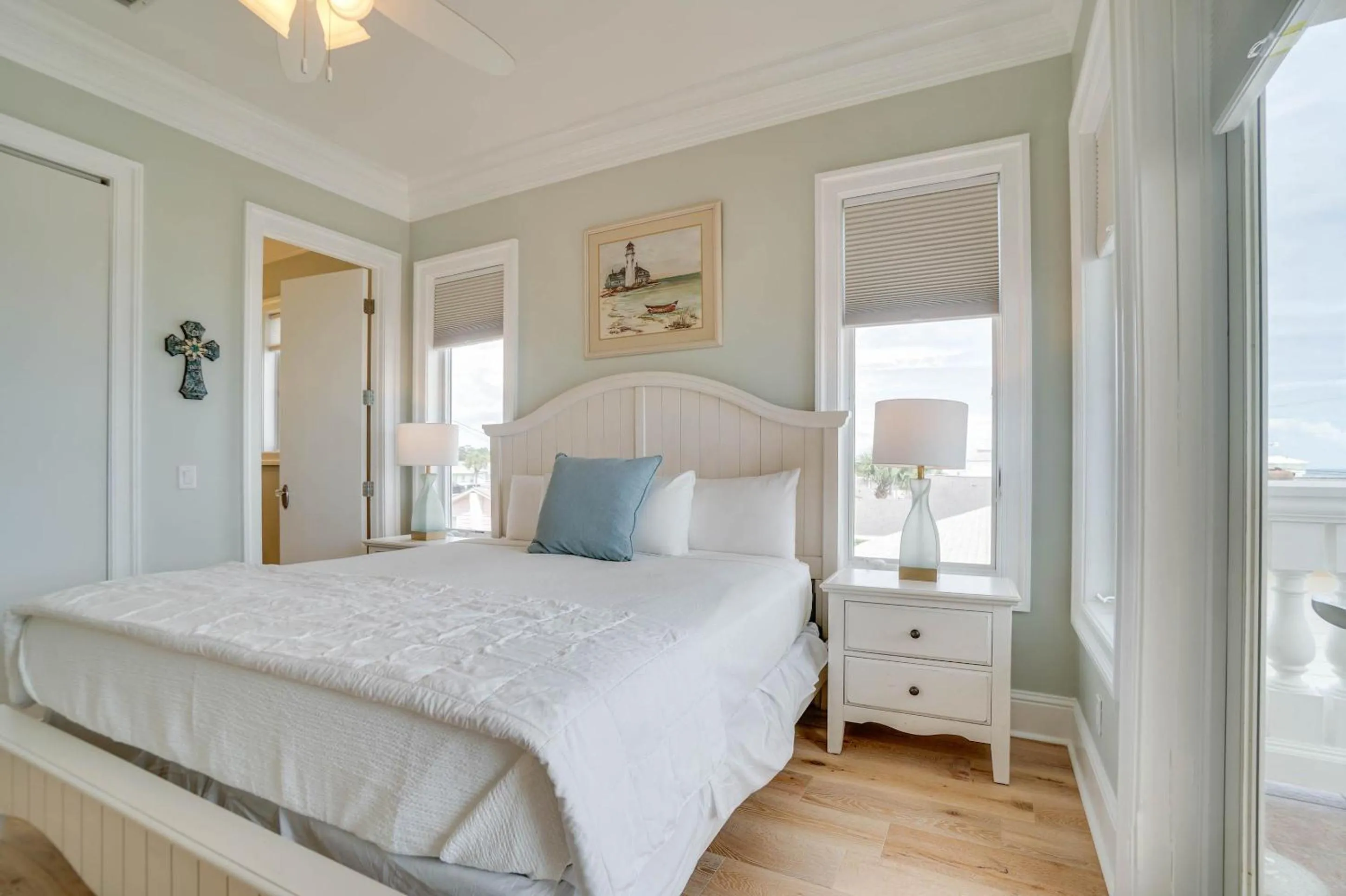 Bed in Beach House - Stairway to Heaven