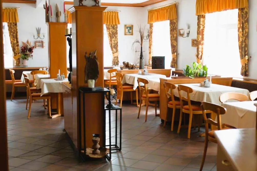 Restaurant/places to eat in Hotel Seiffener Hof***