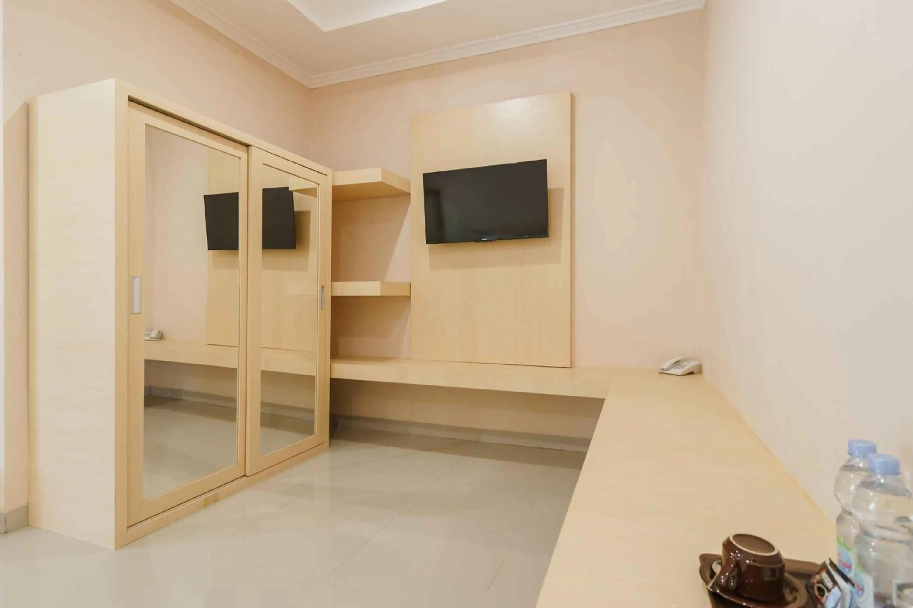 RedDoorz @ Hotel Copacobana Bengkulu