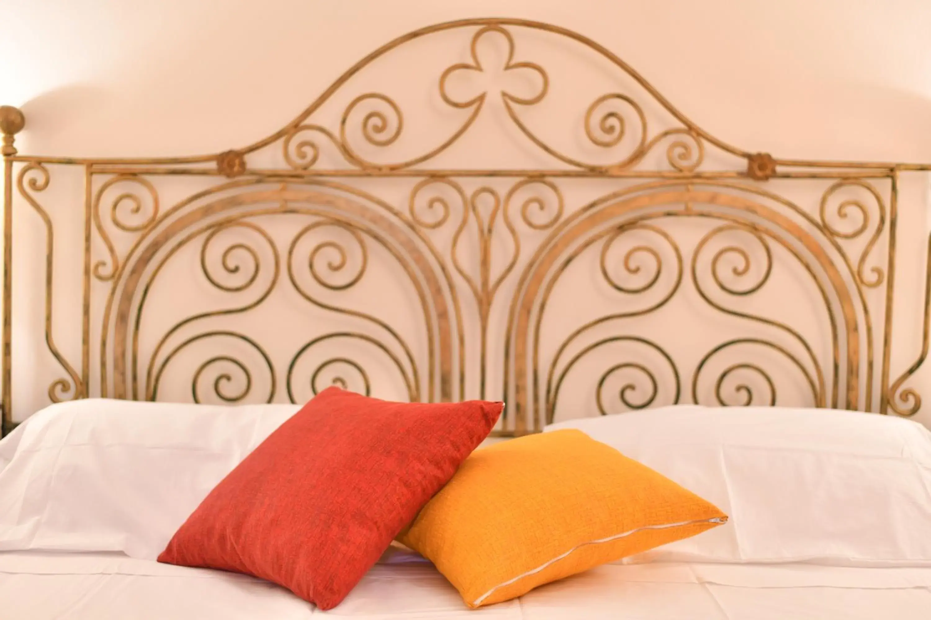 Bed in Grand Hotel Terme di Augusto Bed in Grand Hotel Terme di Augusto