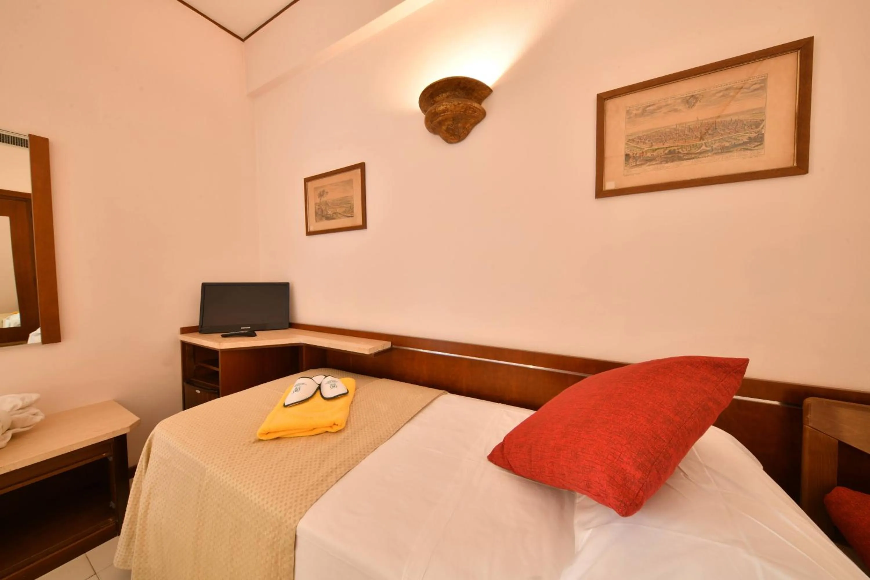 Bed in Grand Hotel Terme di Augusto