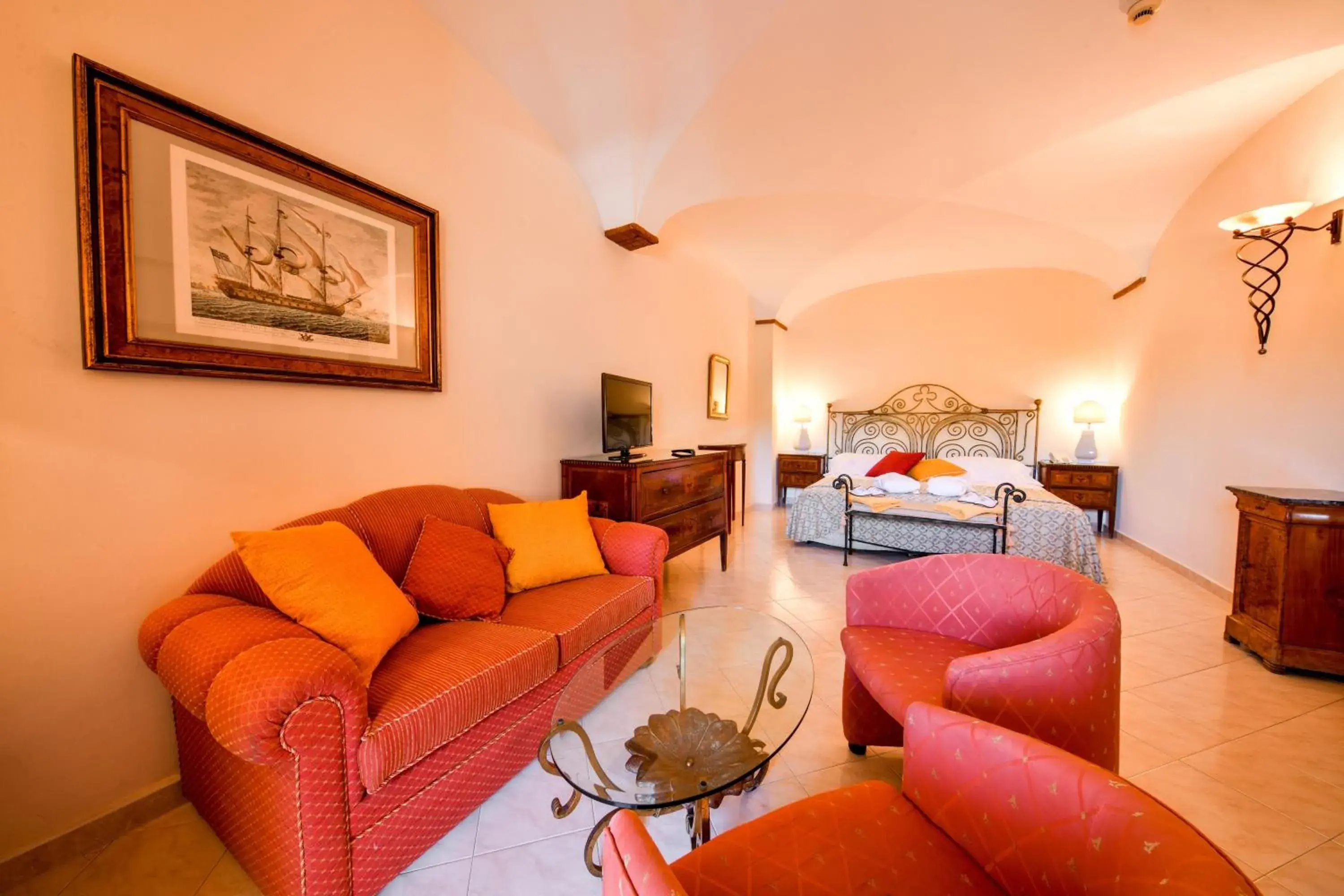 Junior Suite in Grand Hotel Terme di Augusto Junior Suite in Grand Hotel Terme di Augusto