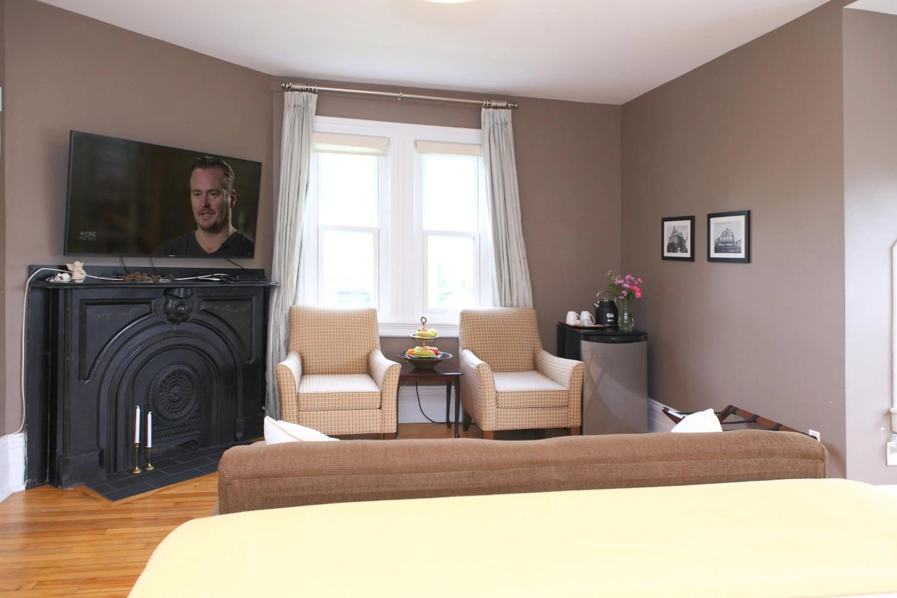 Bedroom in No 1 Grafton Inn