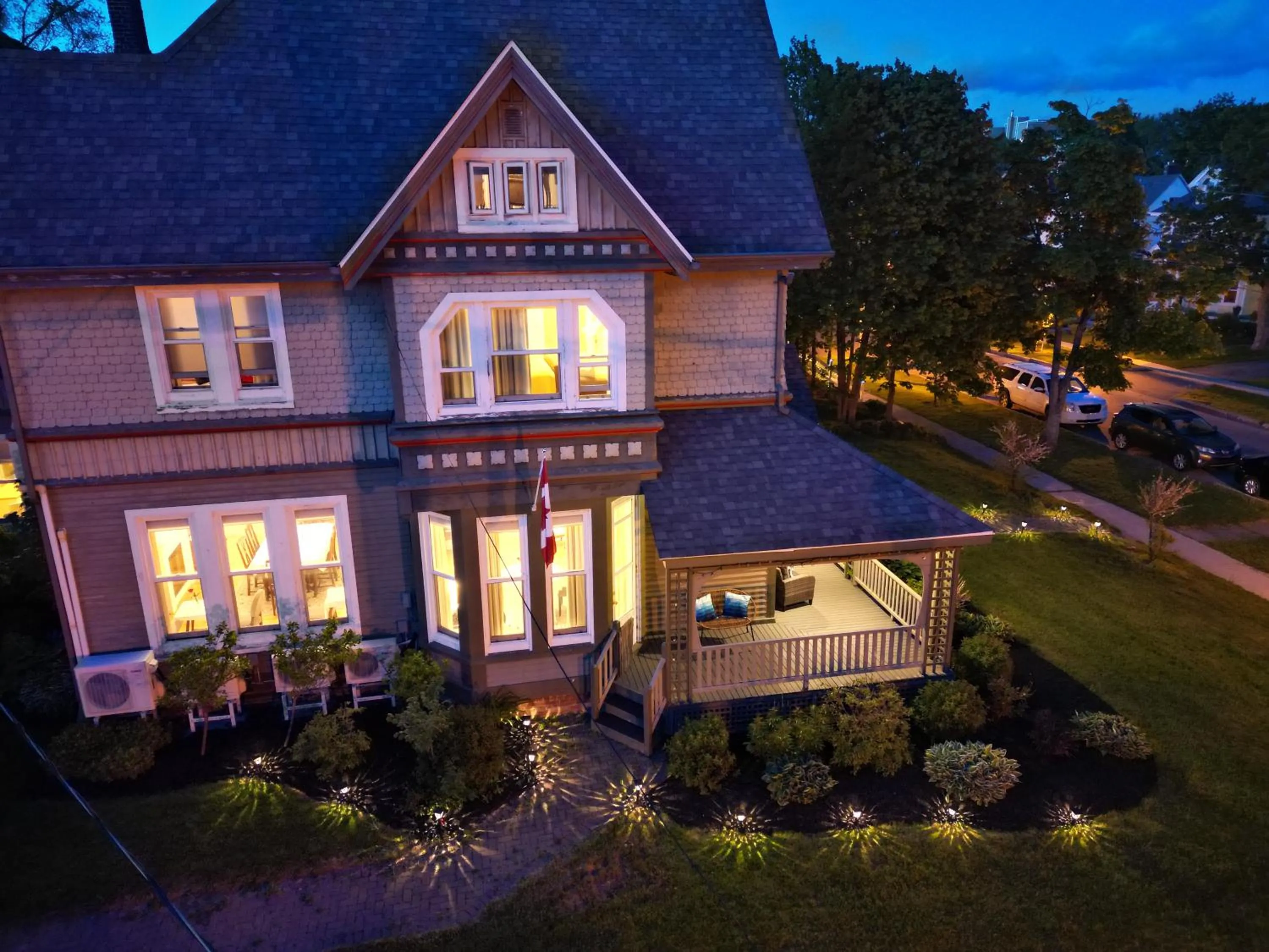 Property building in No 1 Grafton Inn