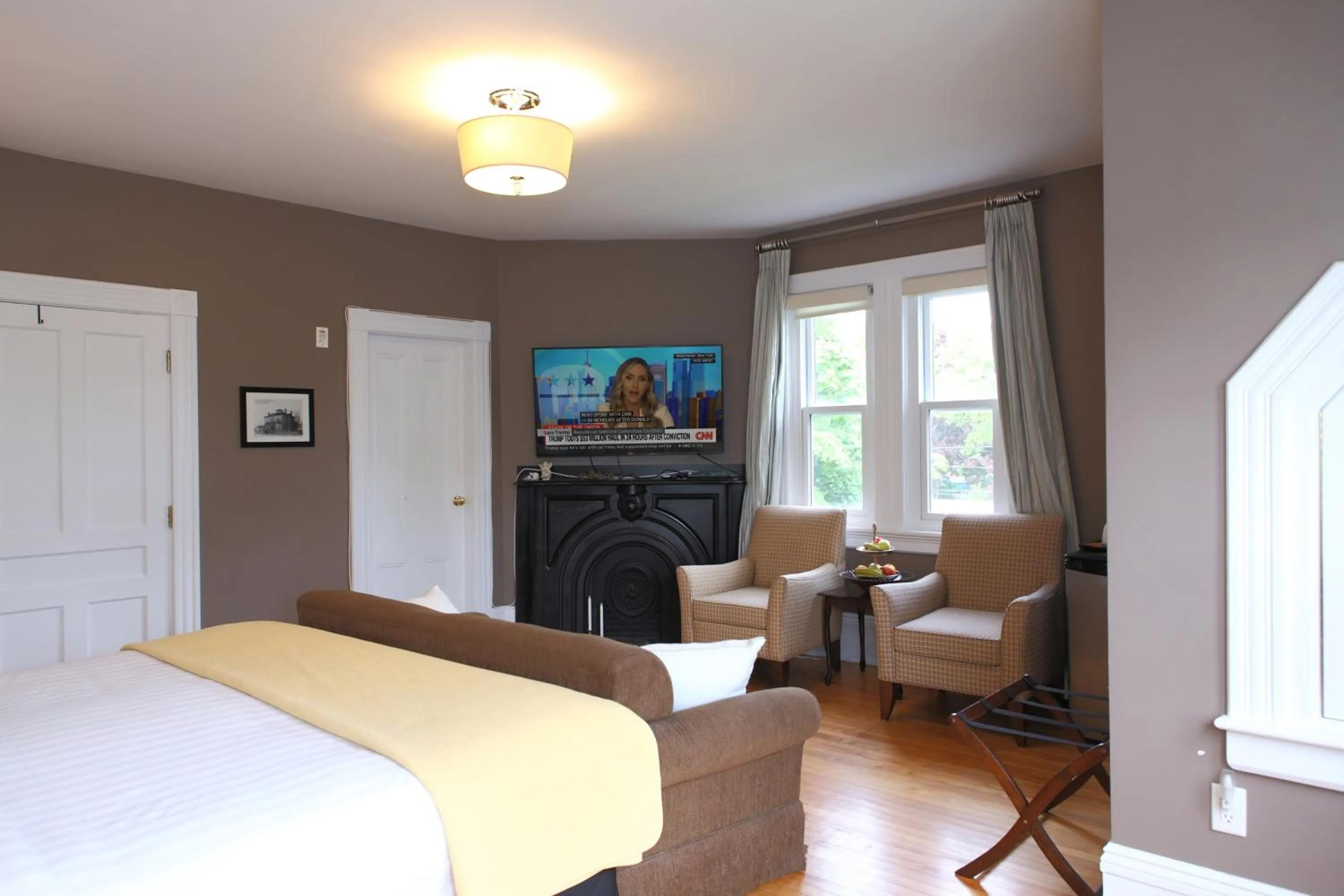 Bedroom, Bed in No 1 Grafton Inn