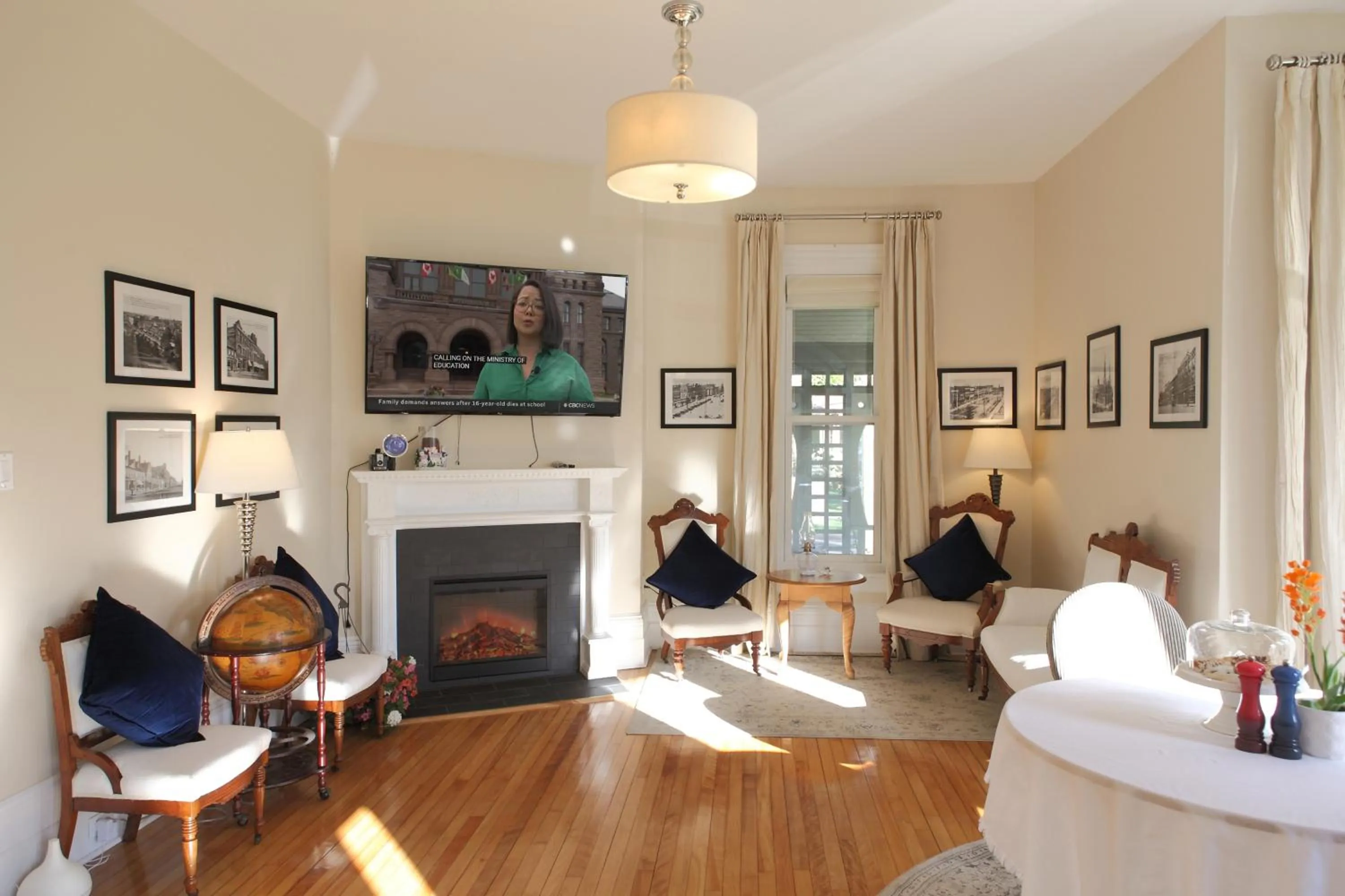 TV and multimedia in No 1 Grafton Inn