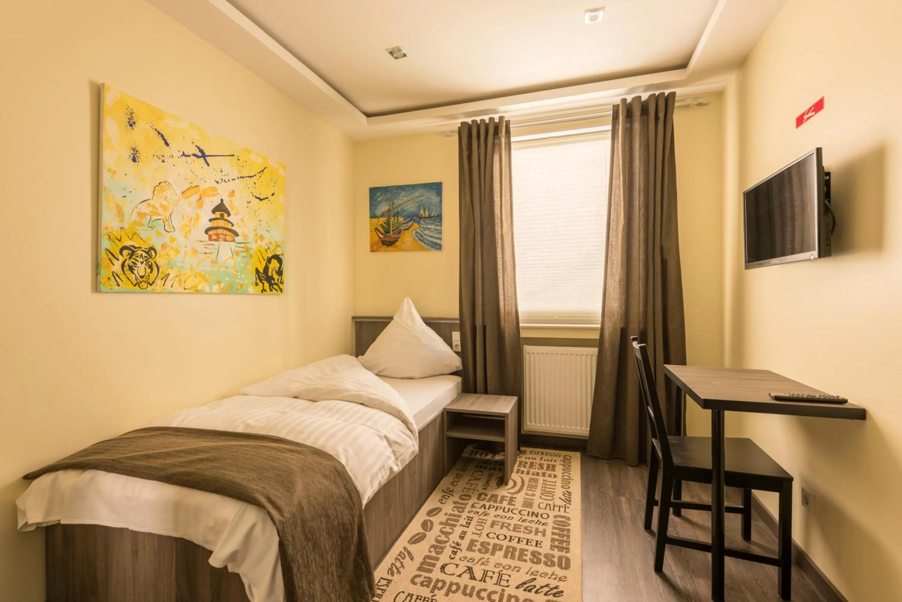 TV and multimedia, Bed in Bürgerhofhotel