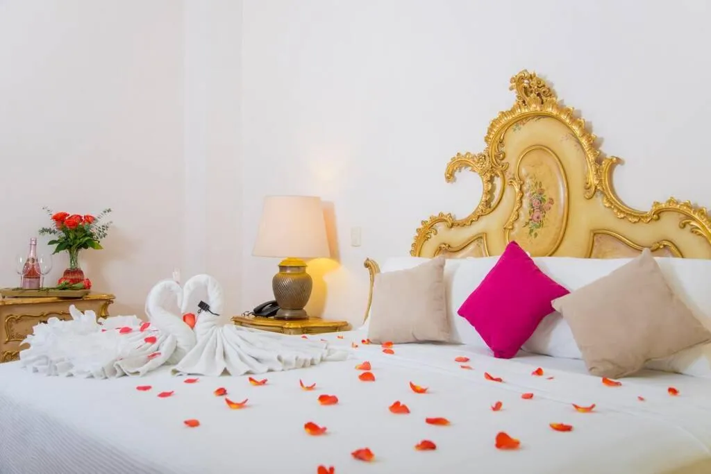 Bed in Casa de las Columnas una experiencia de otra época