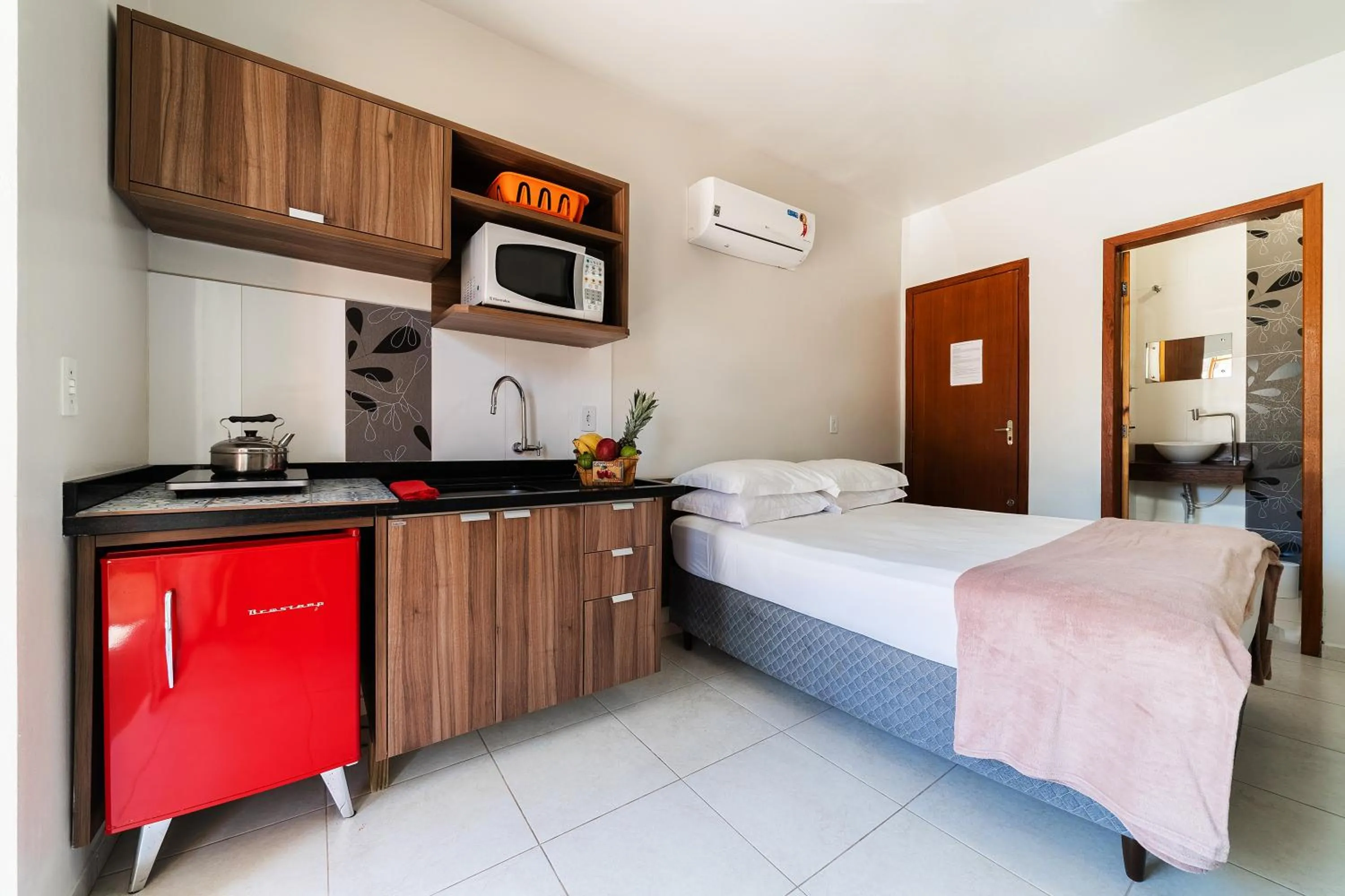 Photo of the whole room, Bed in Pousada Madre Guarda