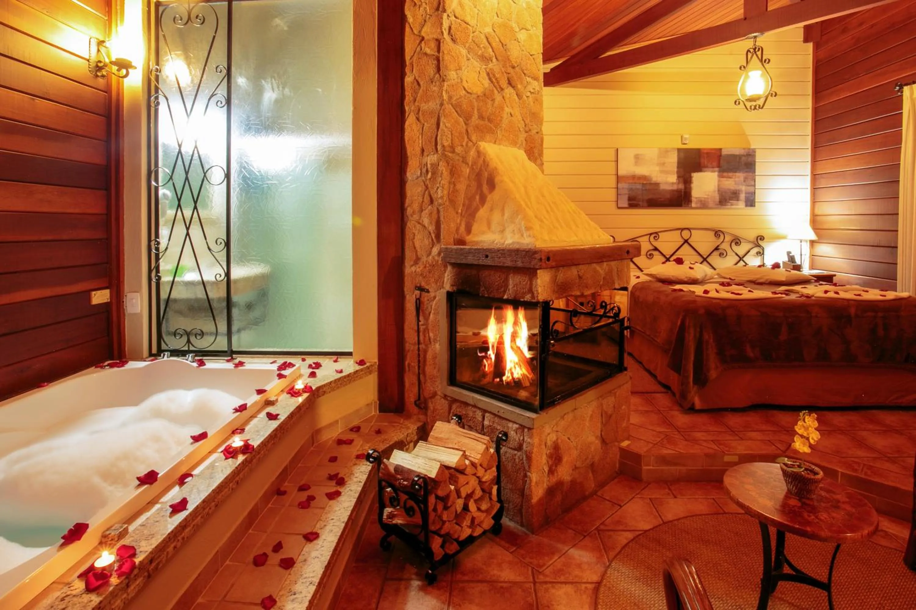 Property building, Bed in Pousada Varanda das Colinas