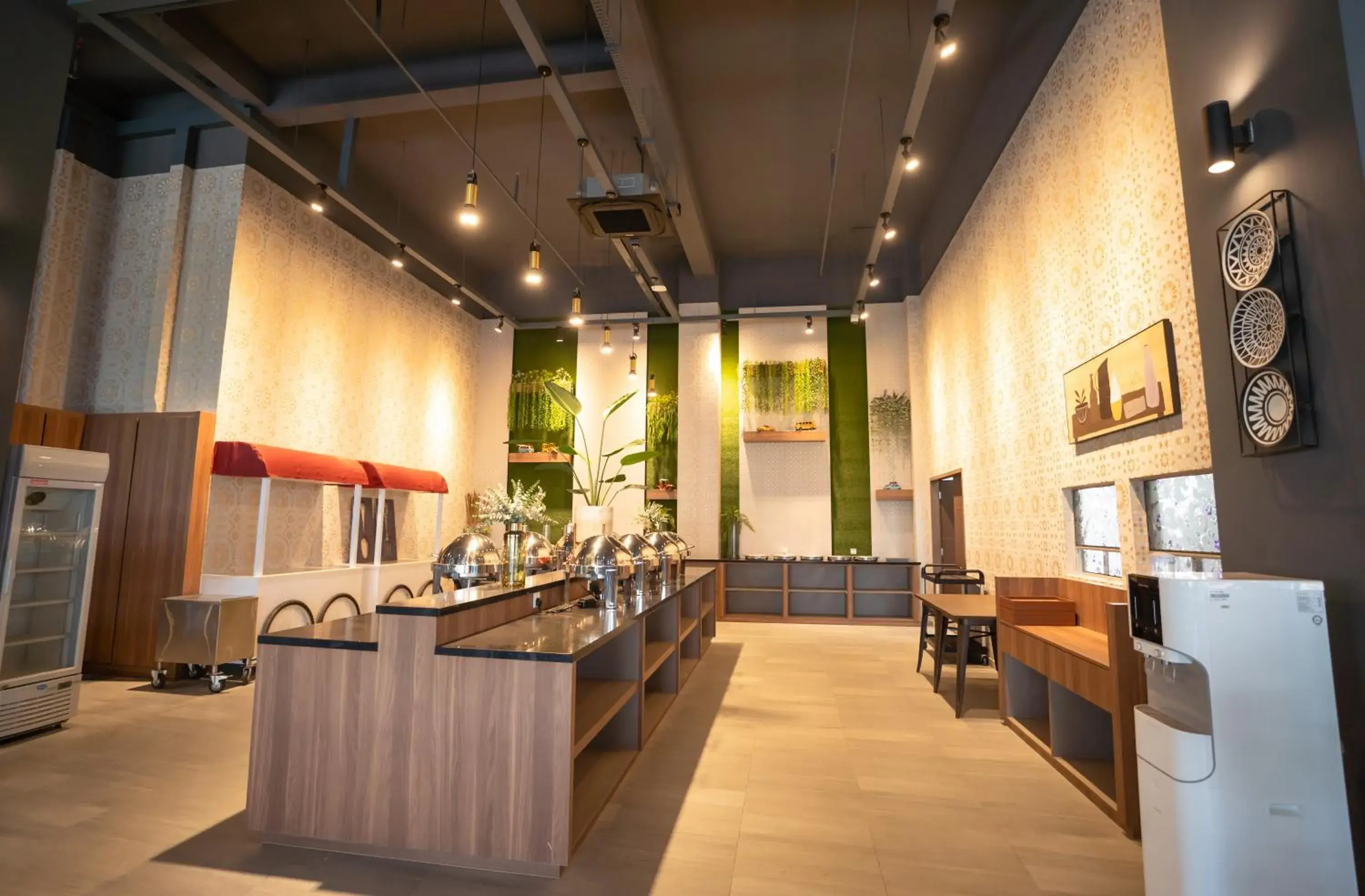 Restaurant/places to eat in D ELEGANCE GRAND BANDAR SERI ALAM Restaurant/places to eat in D ELEGANCE GRAND BANDAR SERI ALAM