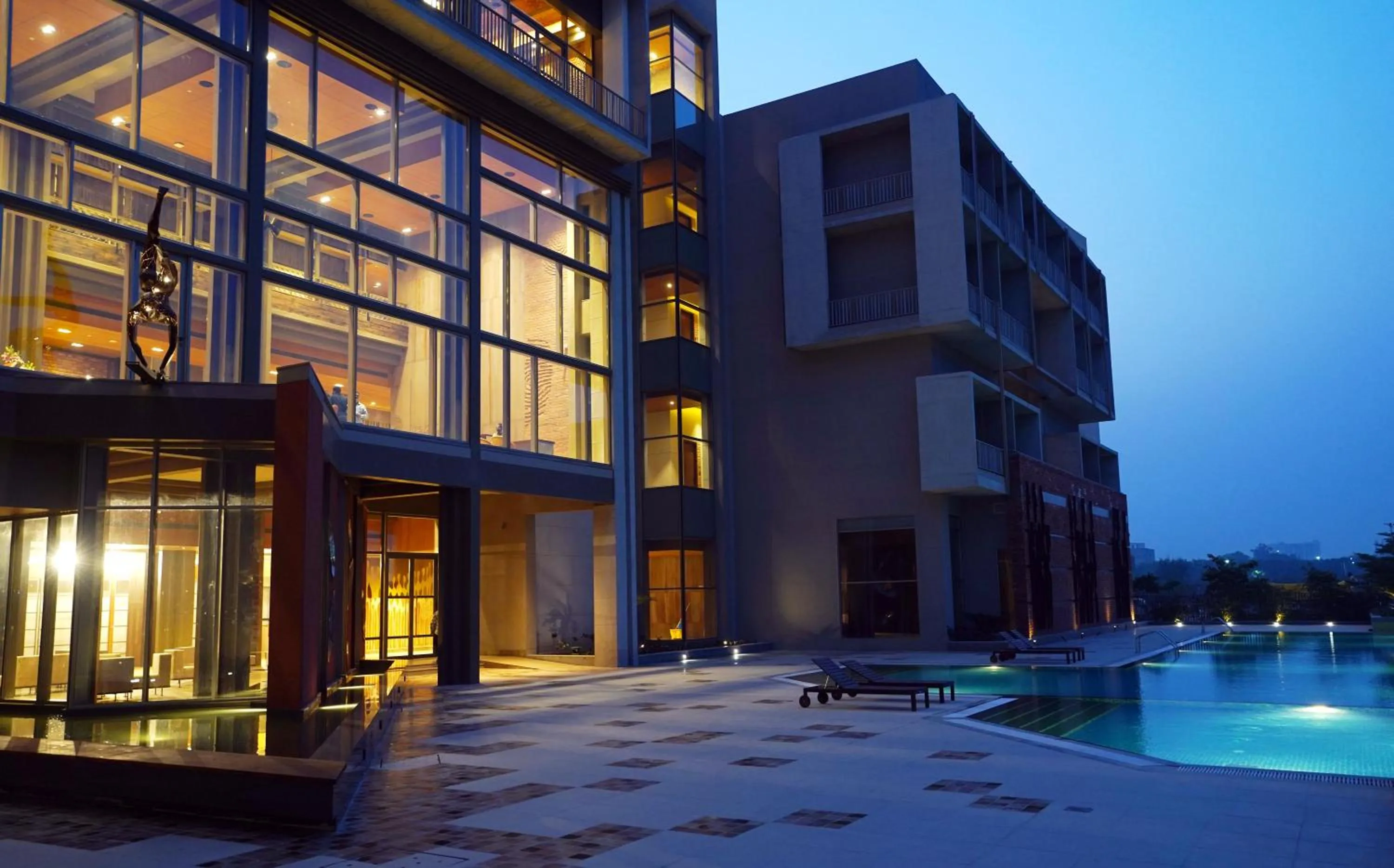 Property building in The Centrum