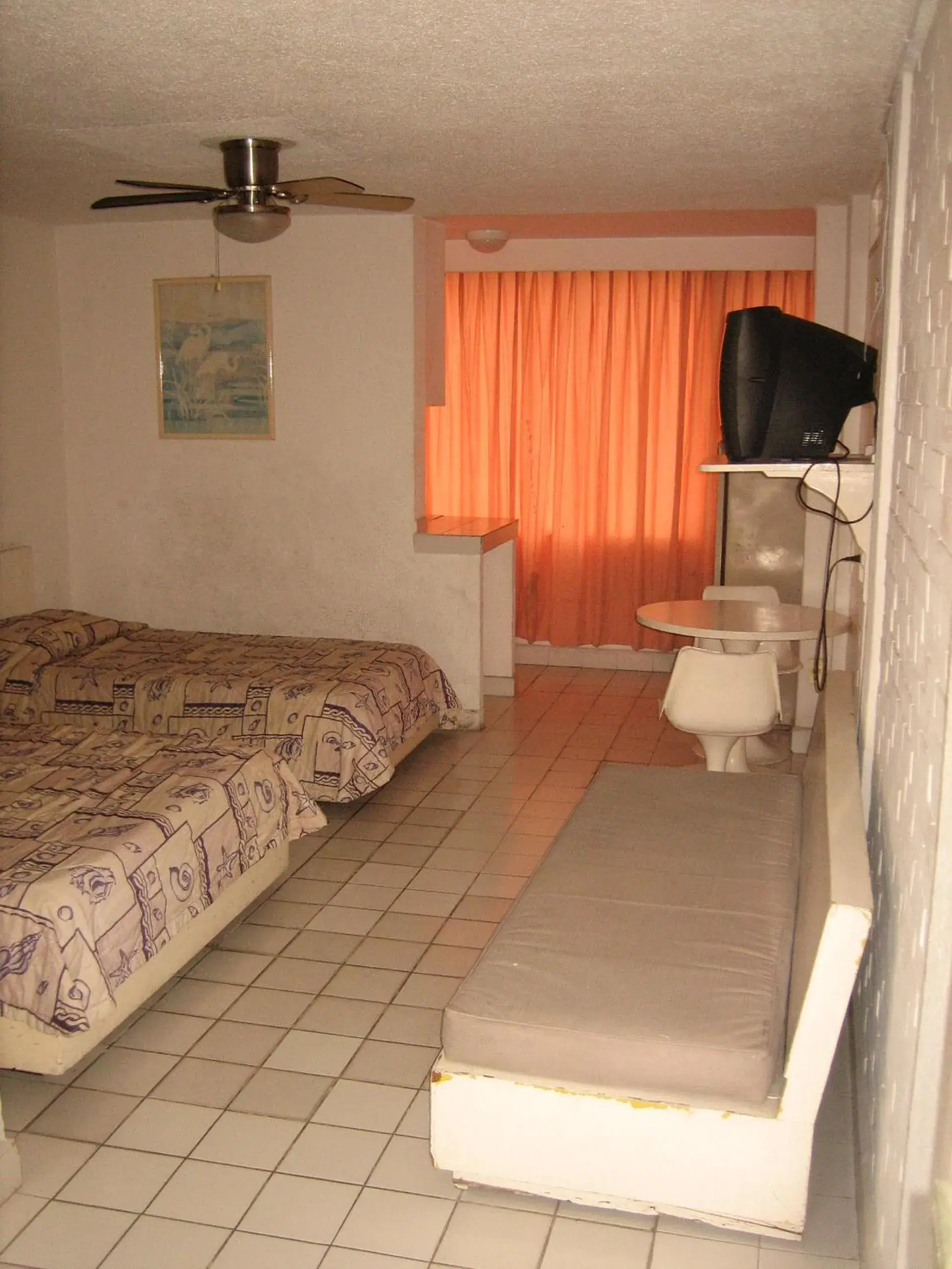 Bed in Hotel Delfines Acapulco by NG Hoteles Bed in Hotel Delfines Acapulco by NG Hoteles