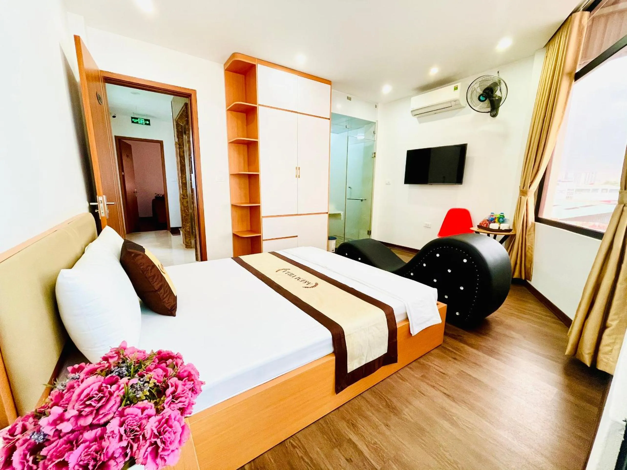 Bed in A&EM VILLA