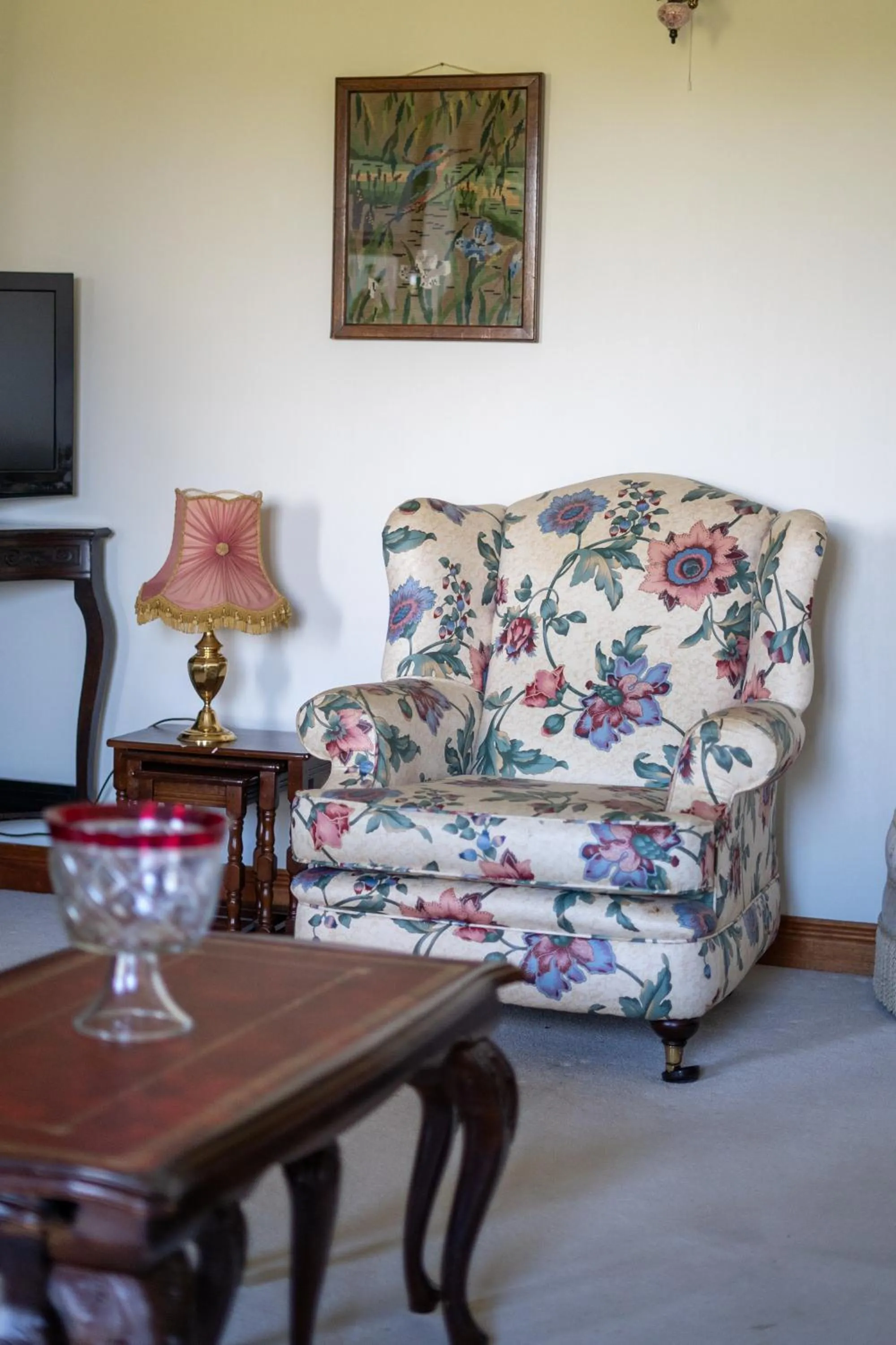 Communal lounge/ TV room in Glen Lodge
