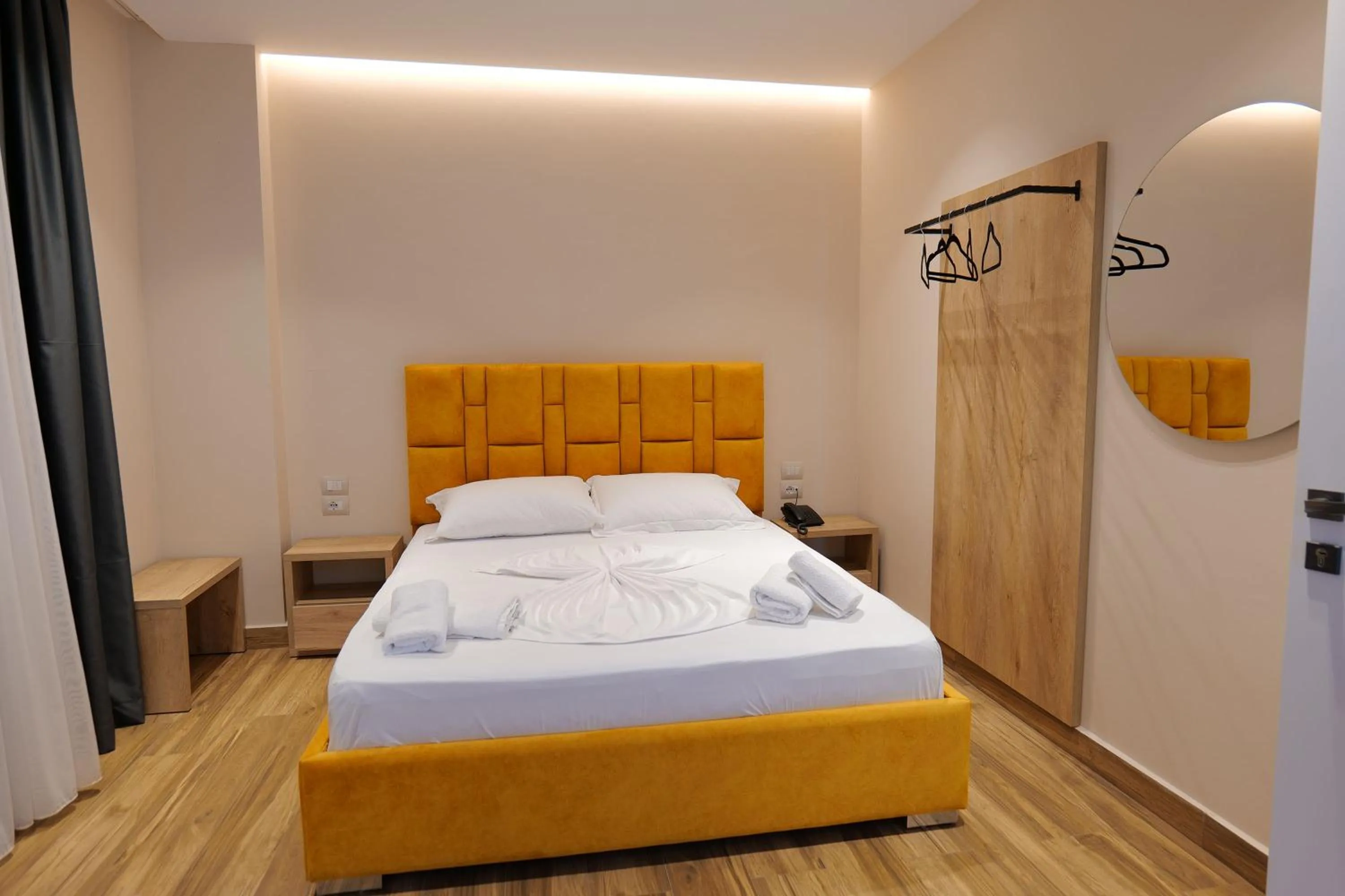 Bed in Hotel Alexander