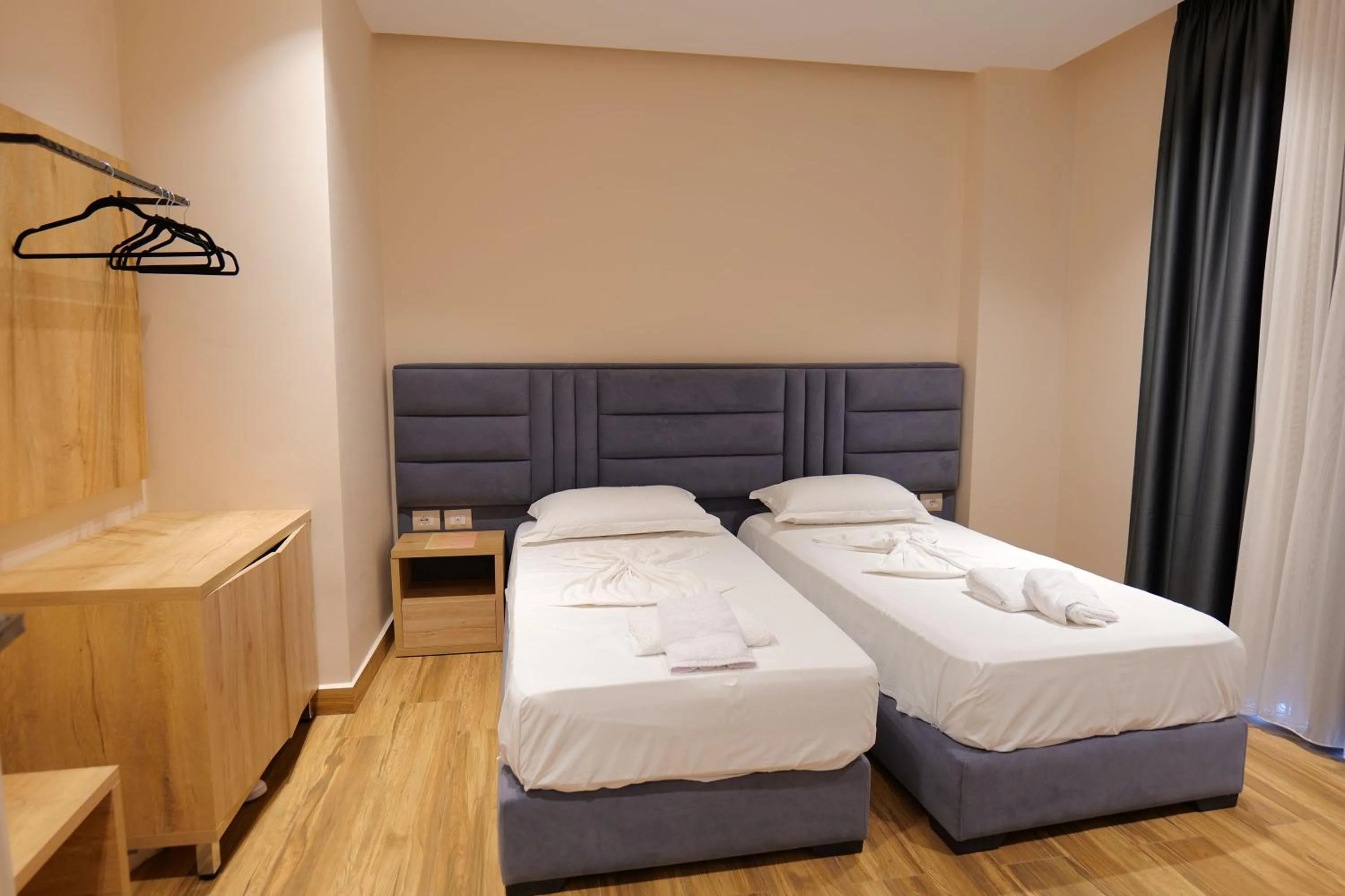 Bed in Hotel Alexander