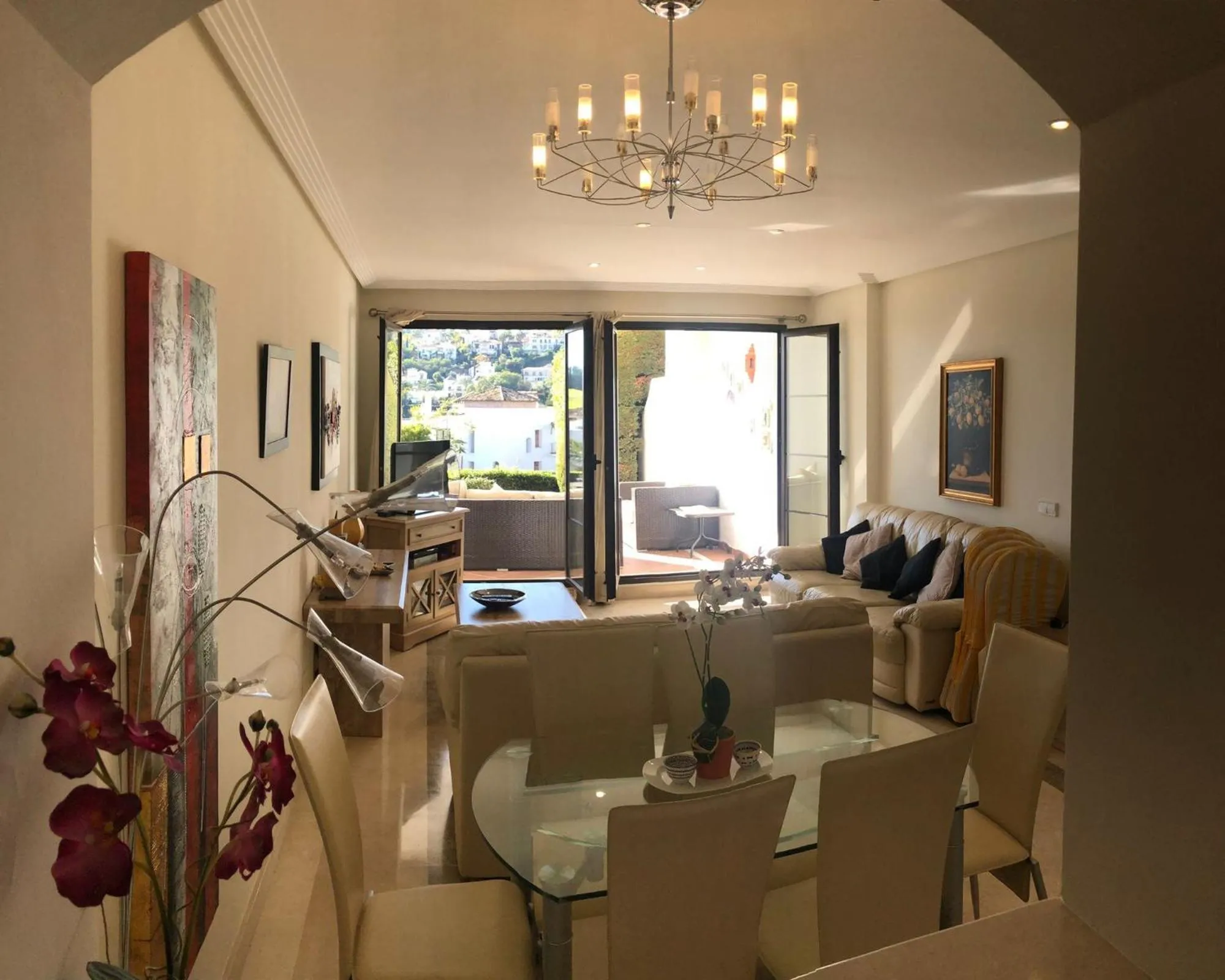Living room in Superior 3BR GolfLA Apartment Minutes from Puerto Banus & Marbella