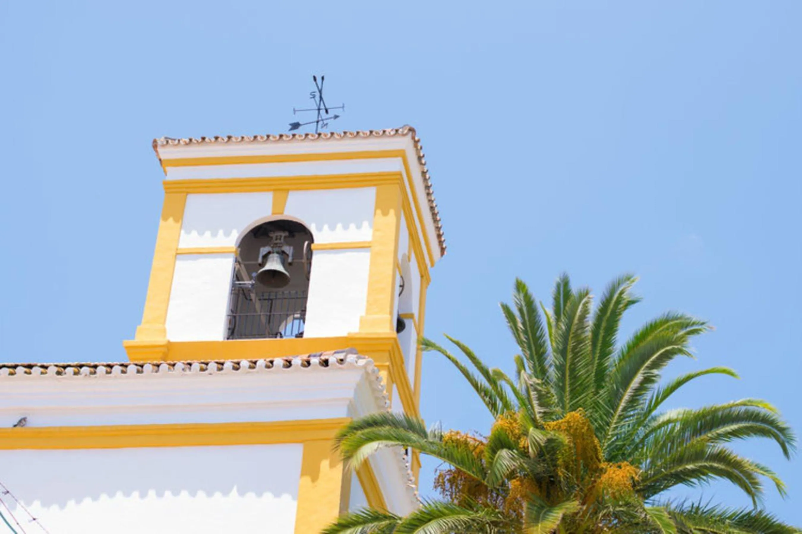 Property building in Superior 3BR GolfLA Apartment Minutes from Puerto Banus & Marbella