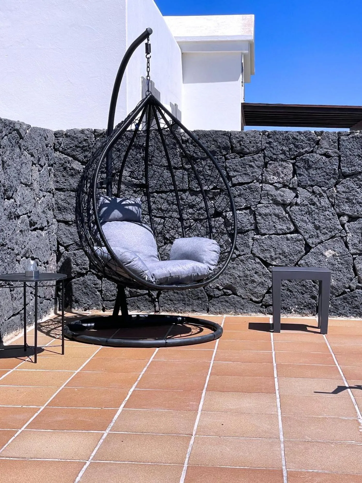 Day in Villa Casa Karoline with a sunny terrace, heated pool, comfort and privacy in a quiet neighborhood
