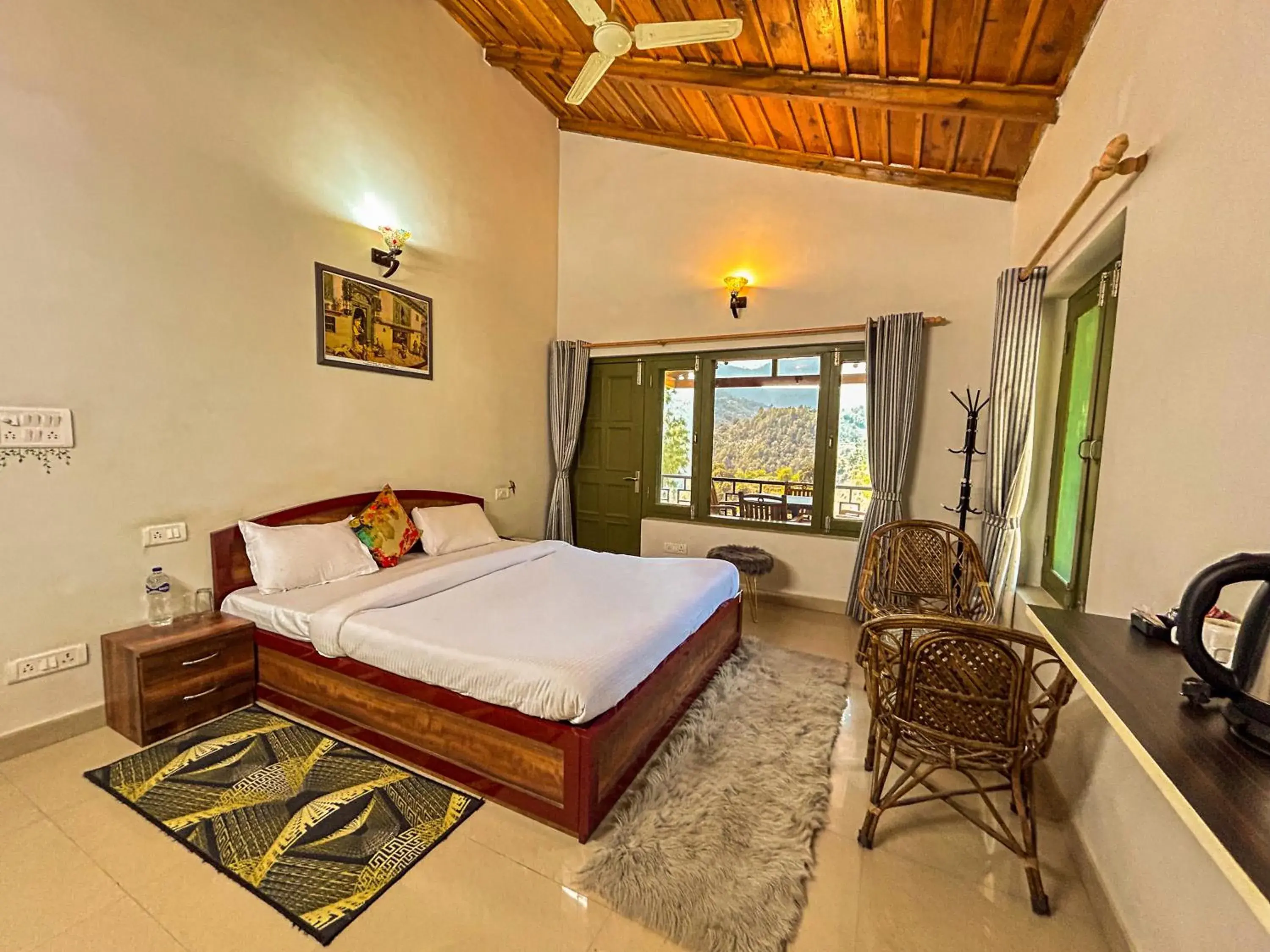 Deluxe Double Room with Balcony in THEHIMALAYANLIVING WHISTLING PINES Deluxe Double Room with Balcony in THEHIMALAYANLIVING WHISTLING PINES