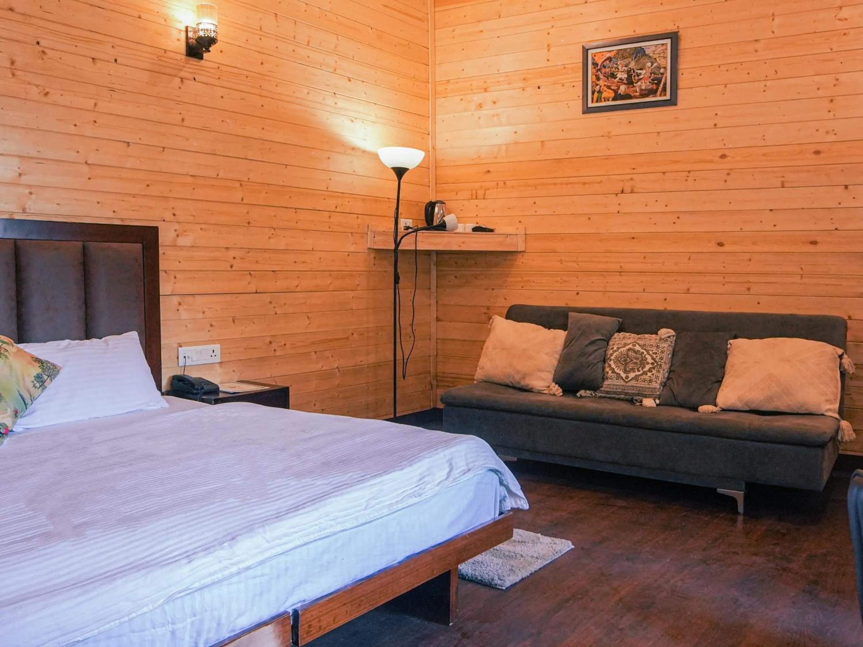 Bed in THEHIMALAYANLIVING WHISTLING PINES