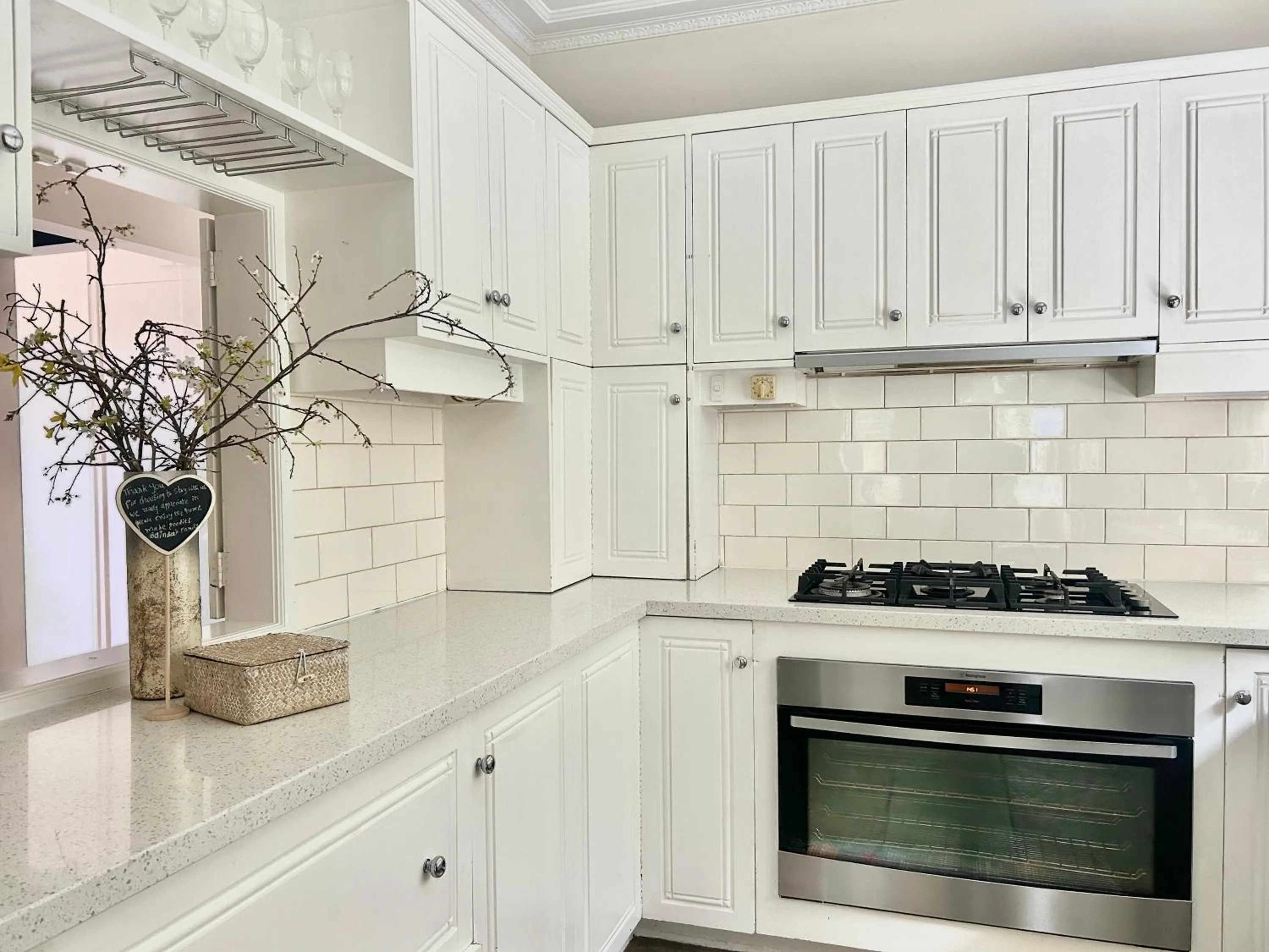 Kitchen or kitchenette in Secluded Villa with Lush Gardens, Spa and Fireplace