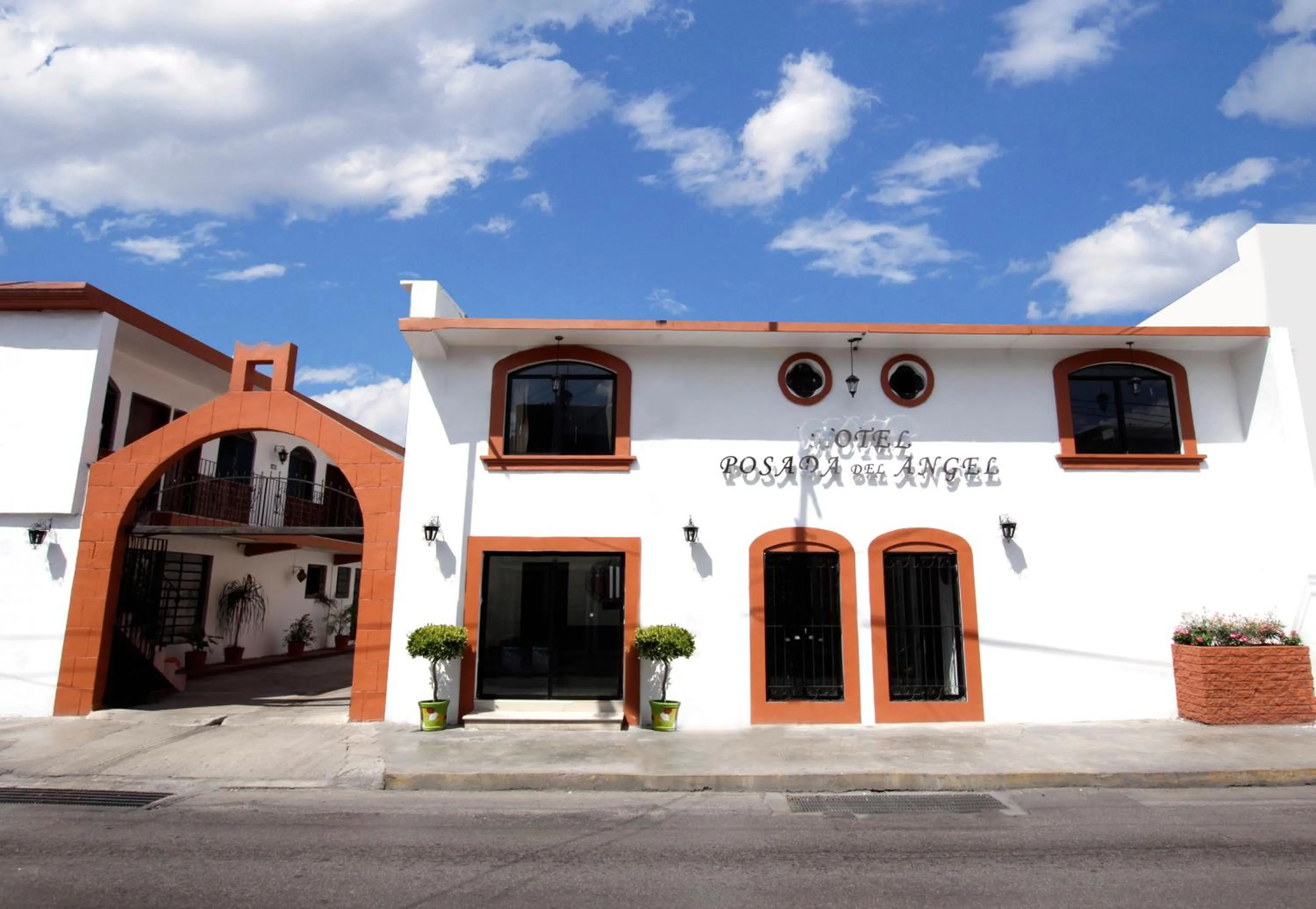 Facade/entrance in Hotel Posada del Angel