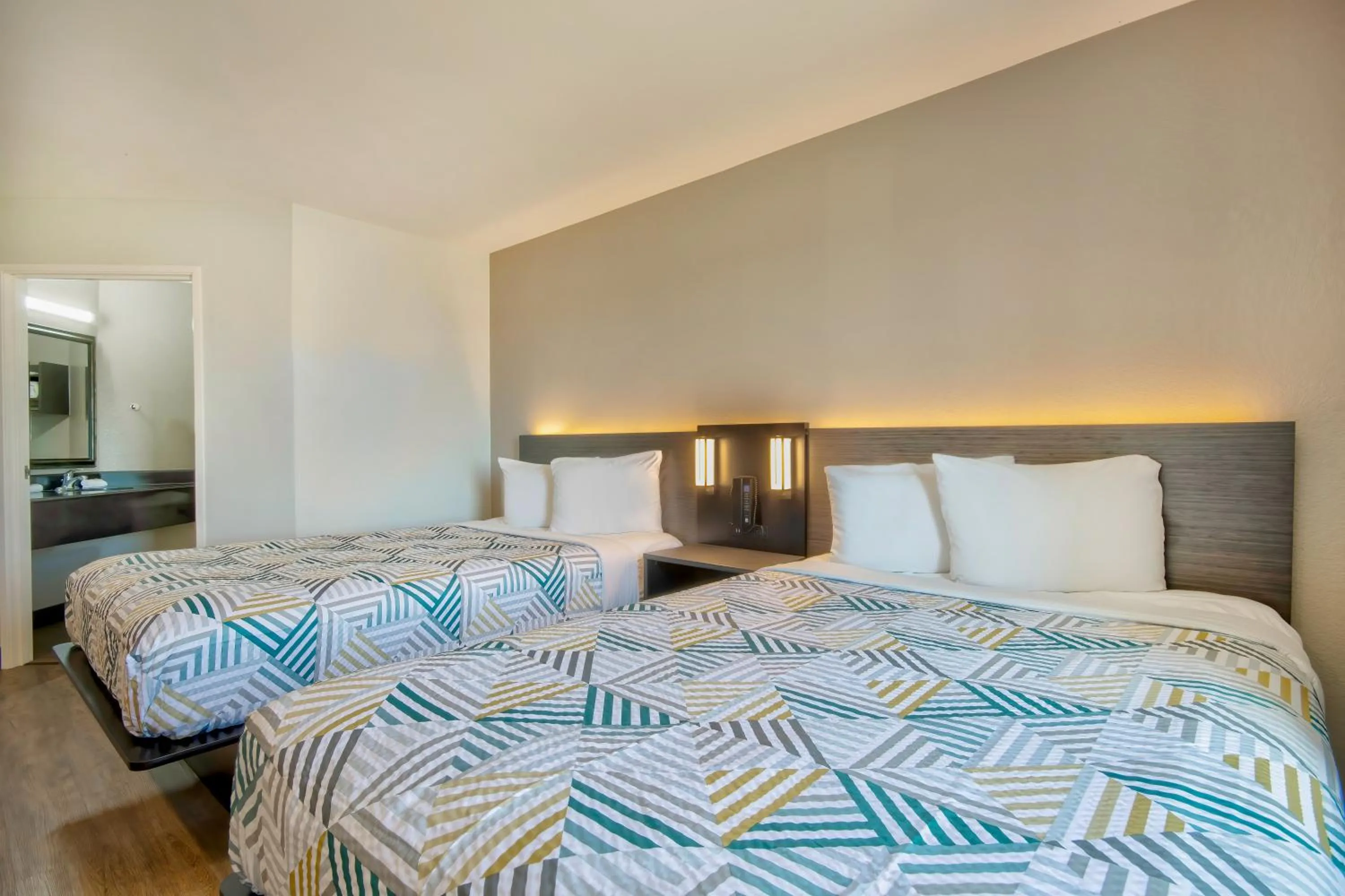 Bedroom, Bed in Motel 6-Harlingen, TX