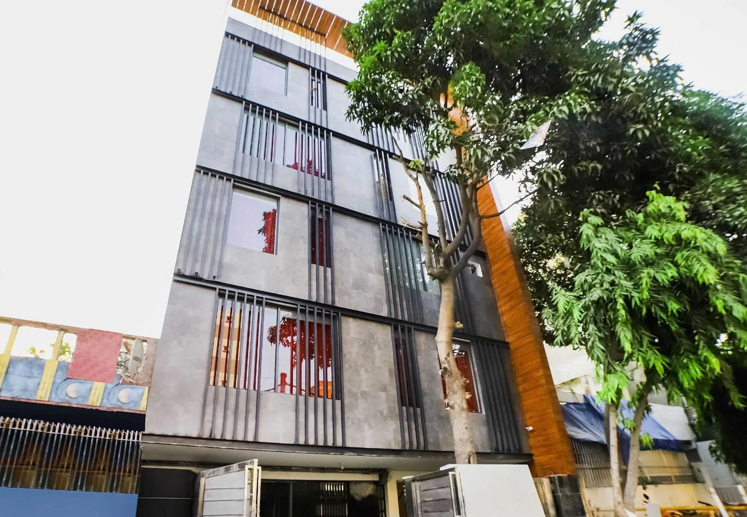 Facade/entrance in Hotel O Ashirwad home Near Pitampura