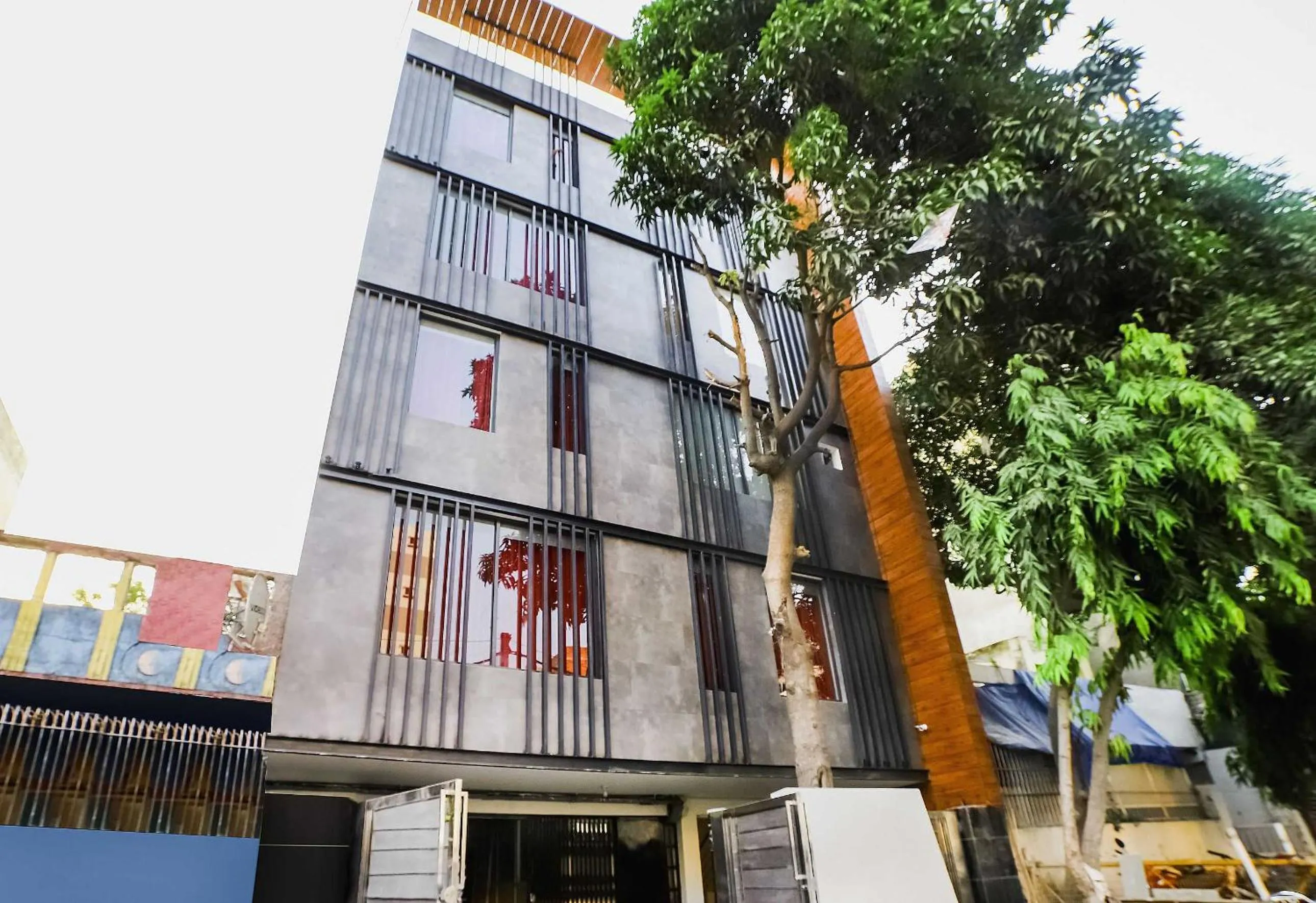 Facade/entrance in Hotel O Ashirwad home Near Pitampura