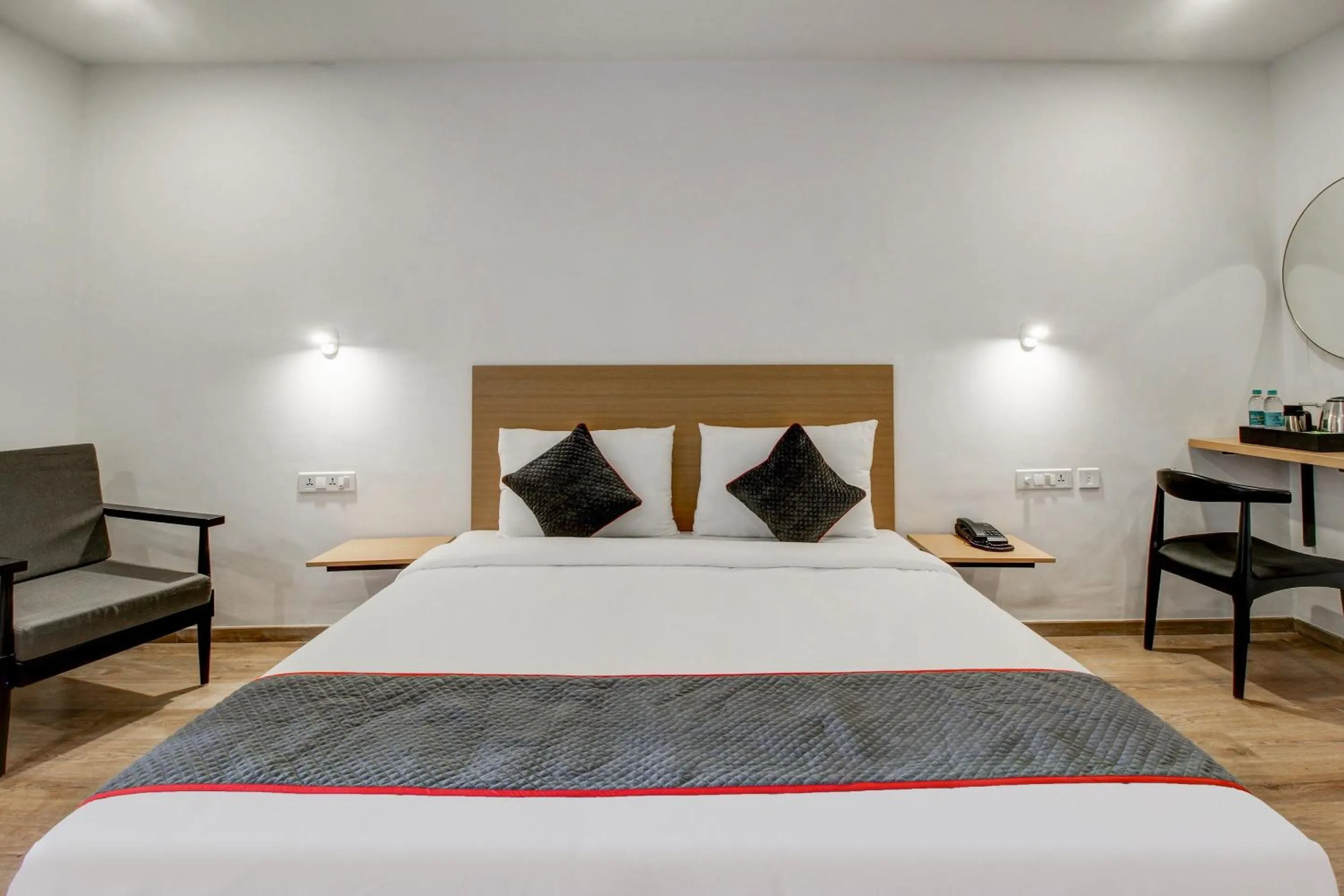 Bedroom, Bed in Super Townhouse RCC Majestic 397 LB Nagar