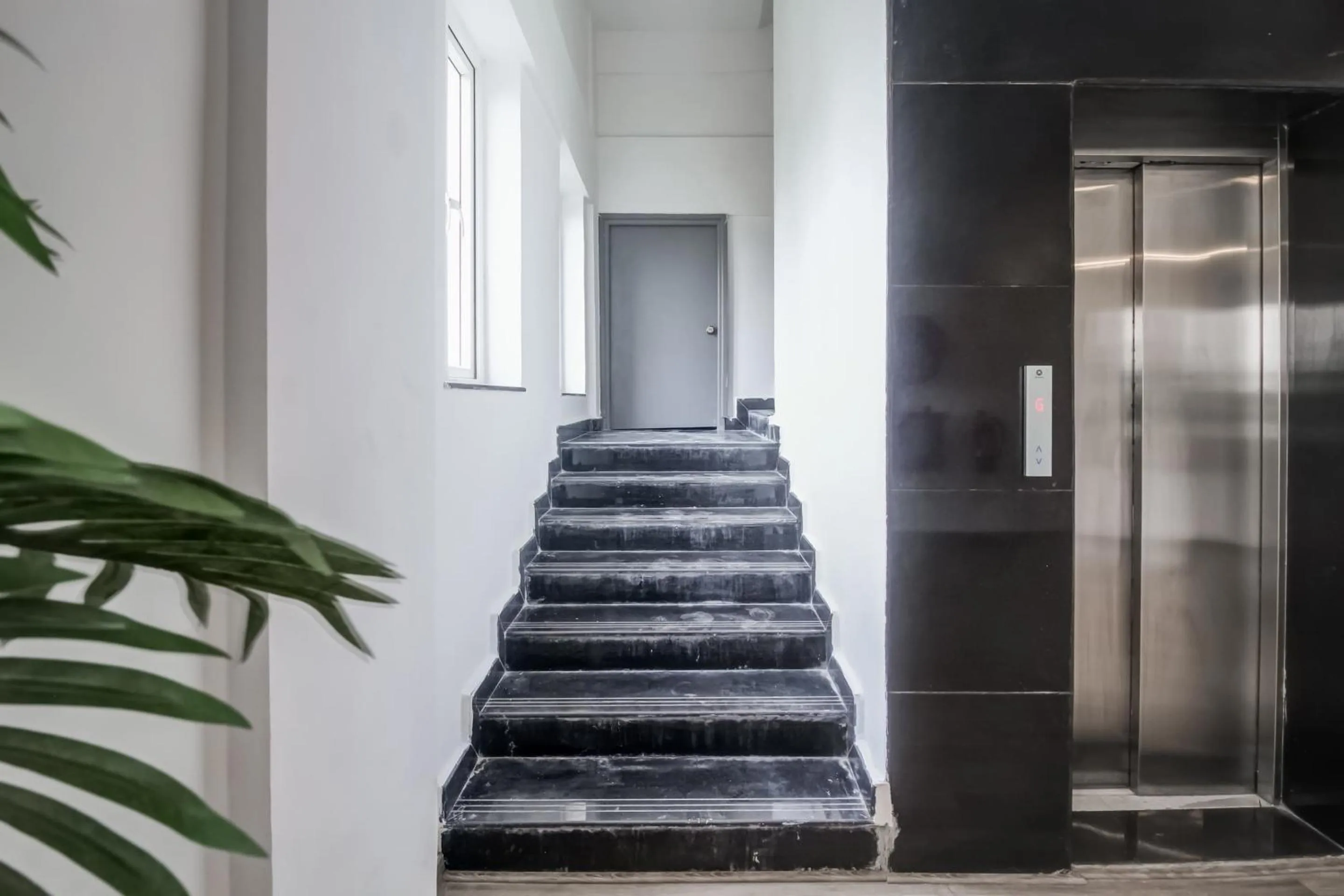 Lobby or reception in Super Townhouse RCC Majestic 397 LB Nagar