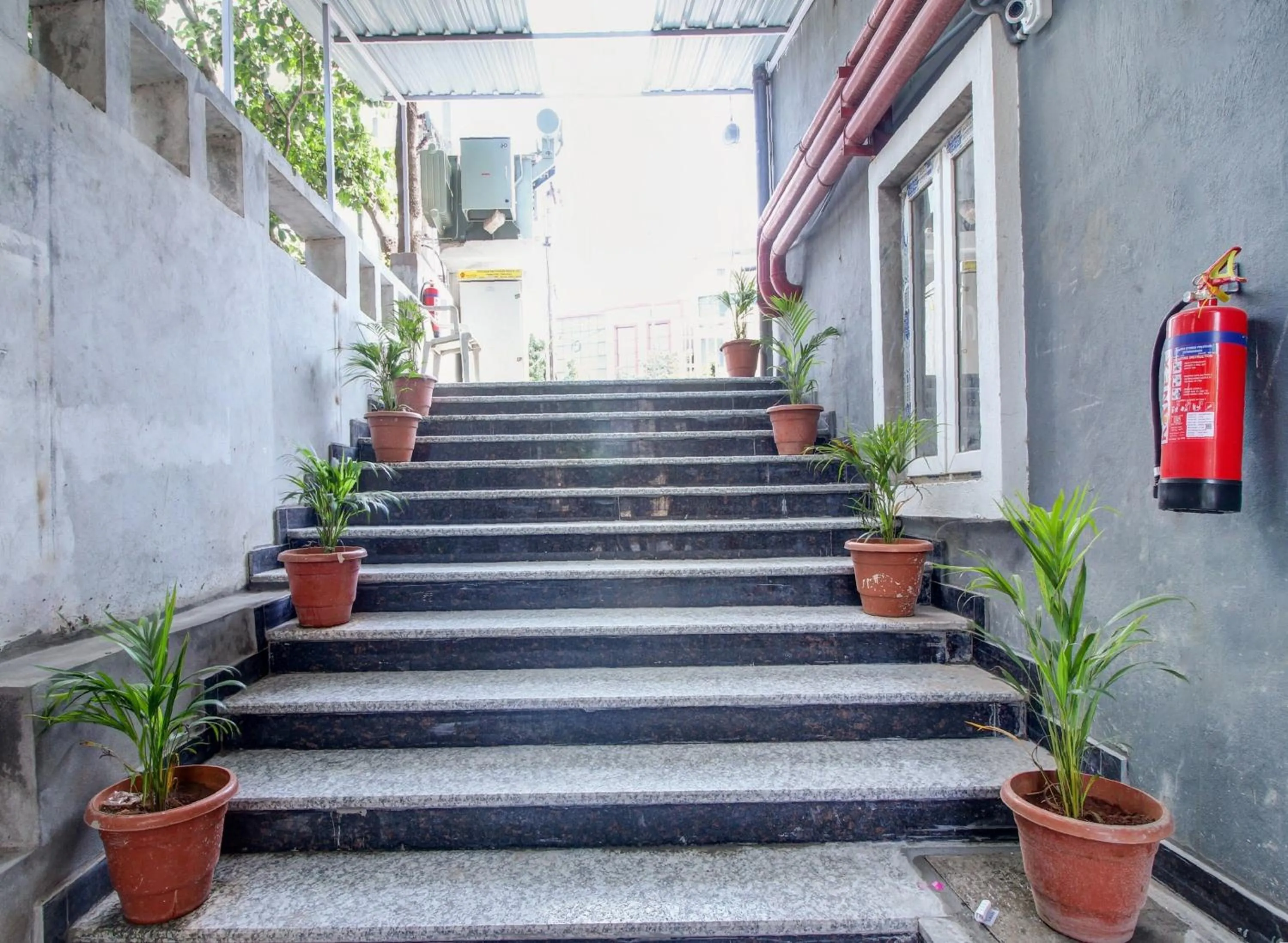 Facade/entrance in Super Townhouse RCC Majestic 397 LB Nagar