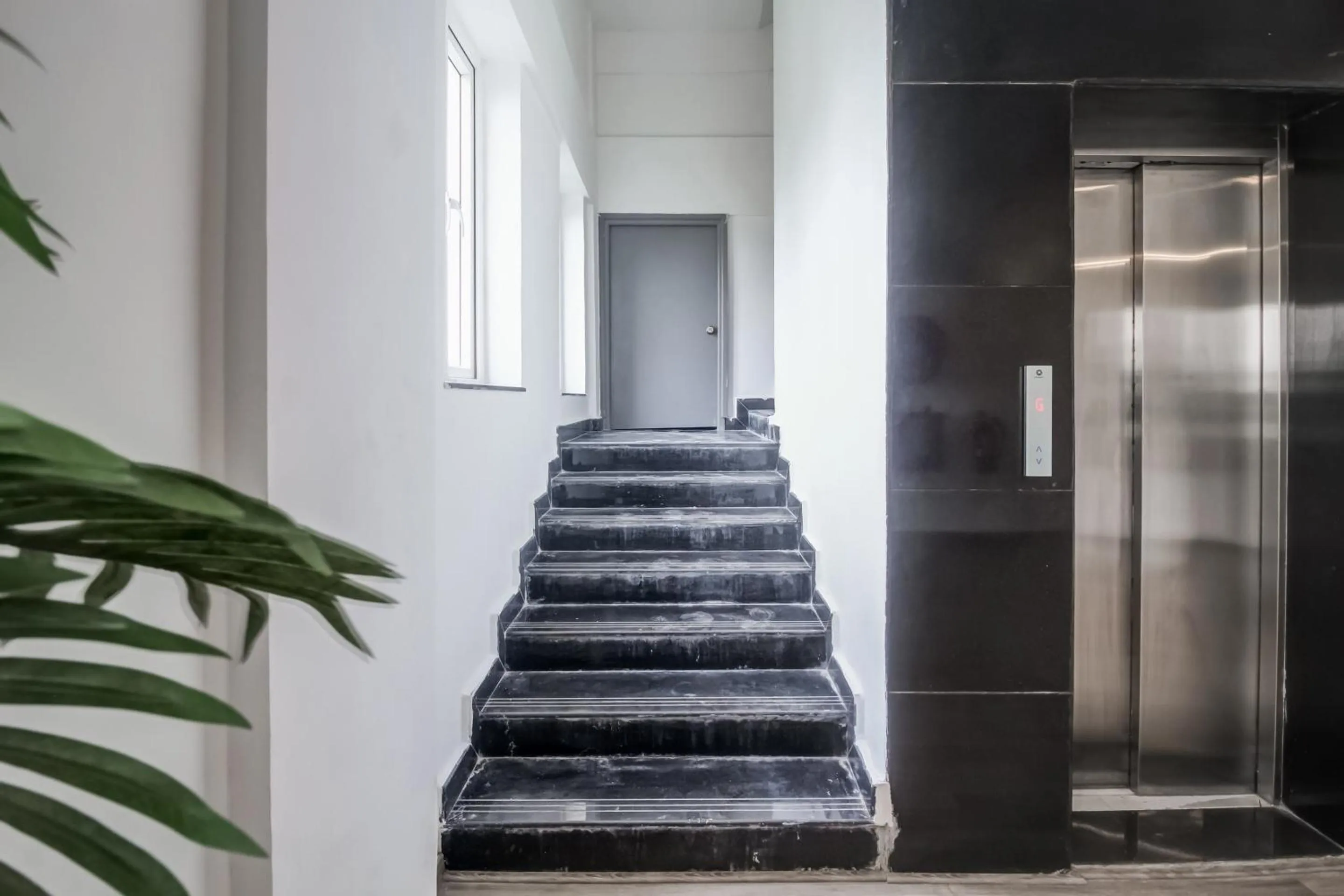 Lobby or reception in Super Townhouse RCC Majestic 397 LB Nagar