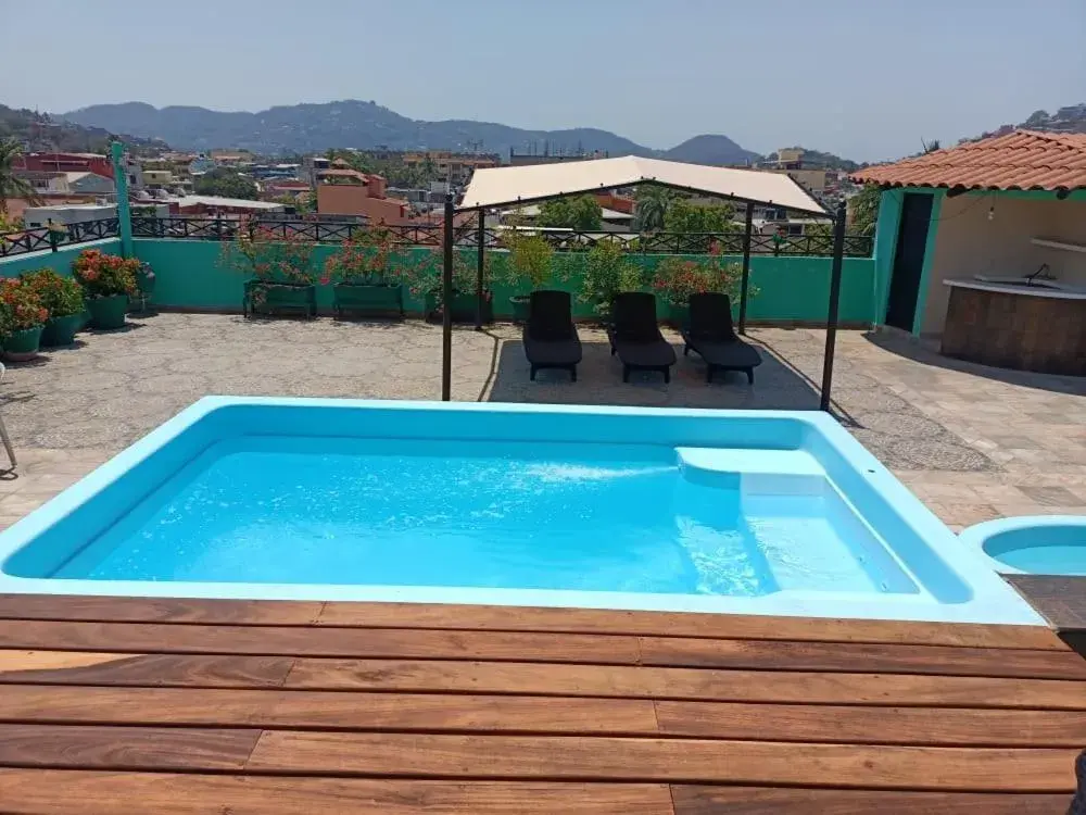 Swimming pool in Hotel Tradicional Savaro SA de CV Swimming pool in Hotel Tradicional Savaro SA de CV