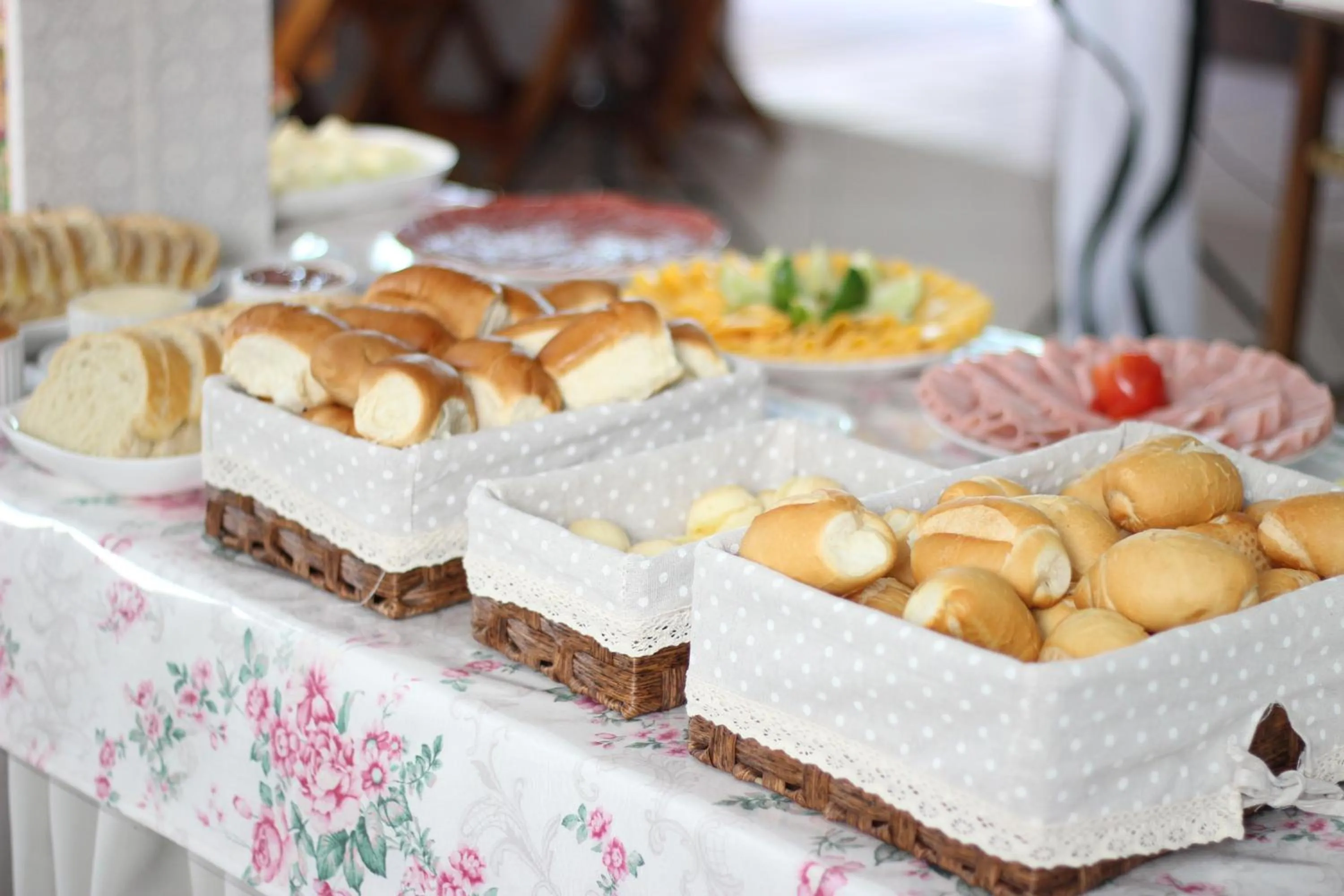 Continental breakfast in Hotel Bela Onda