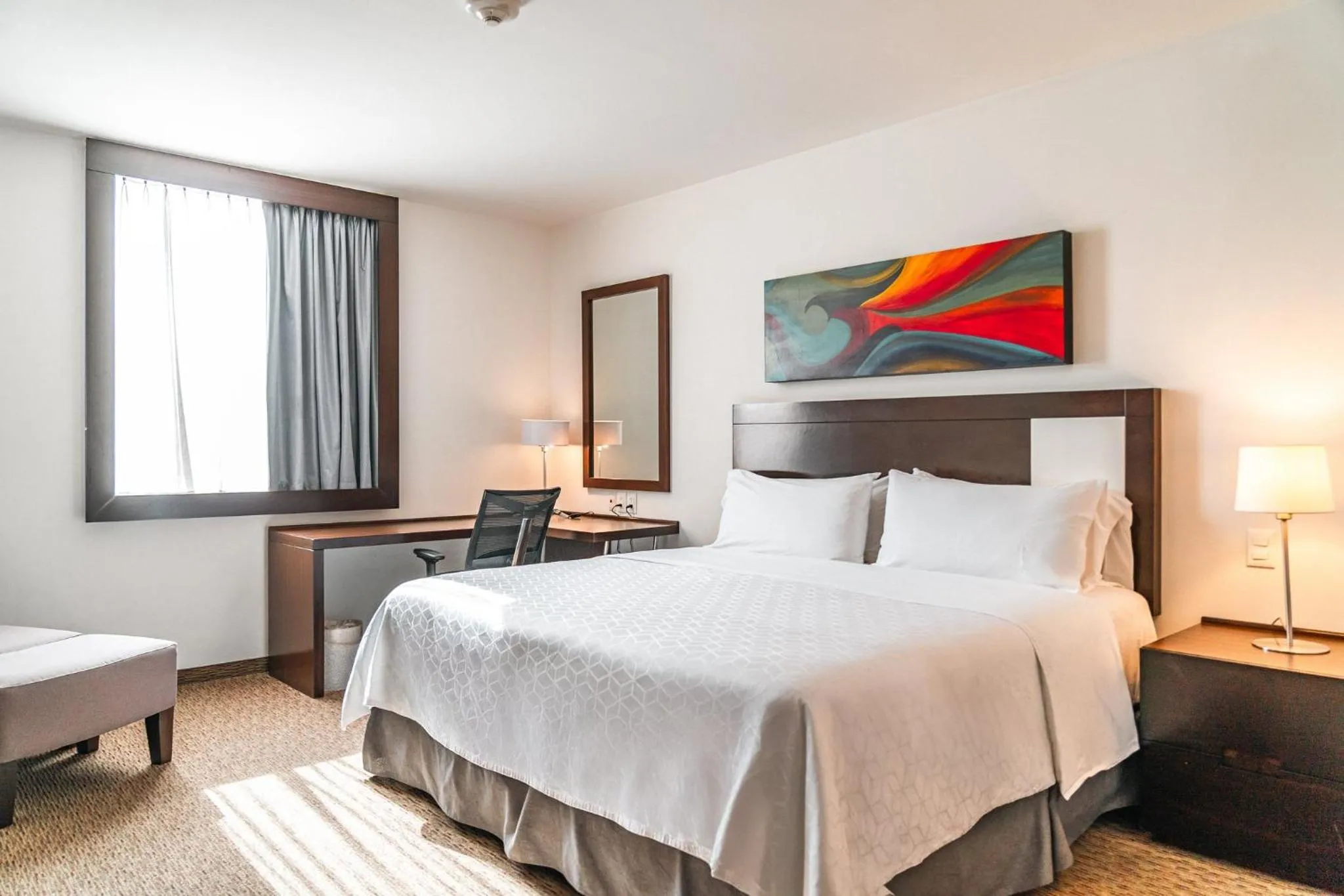 Photo of the whole room, Bed in Holiday Inn Guadalajara Patria-Universidad by IHG