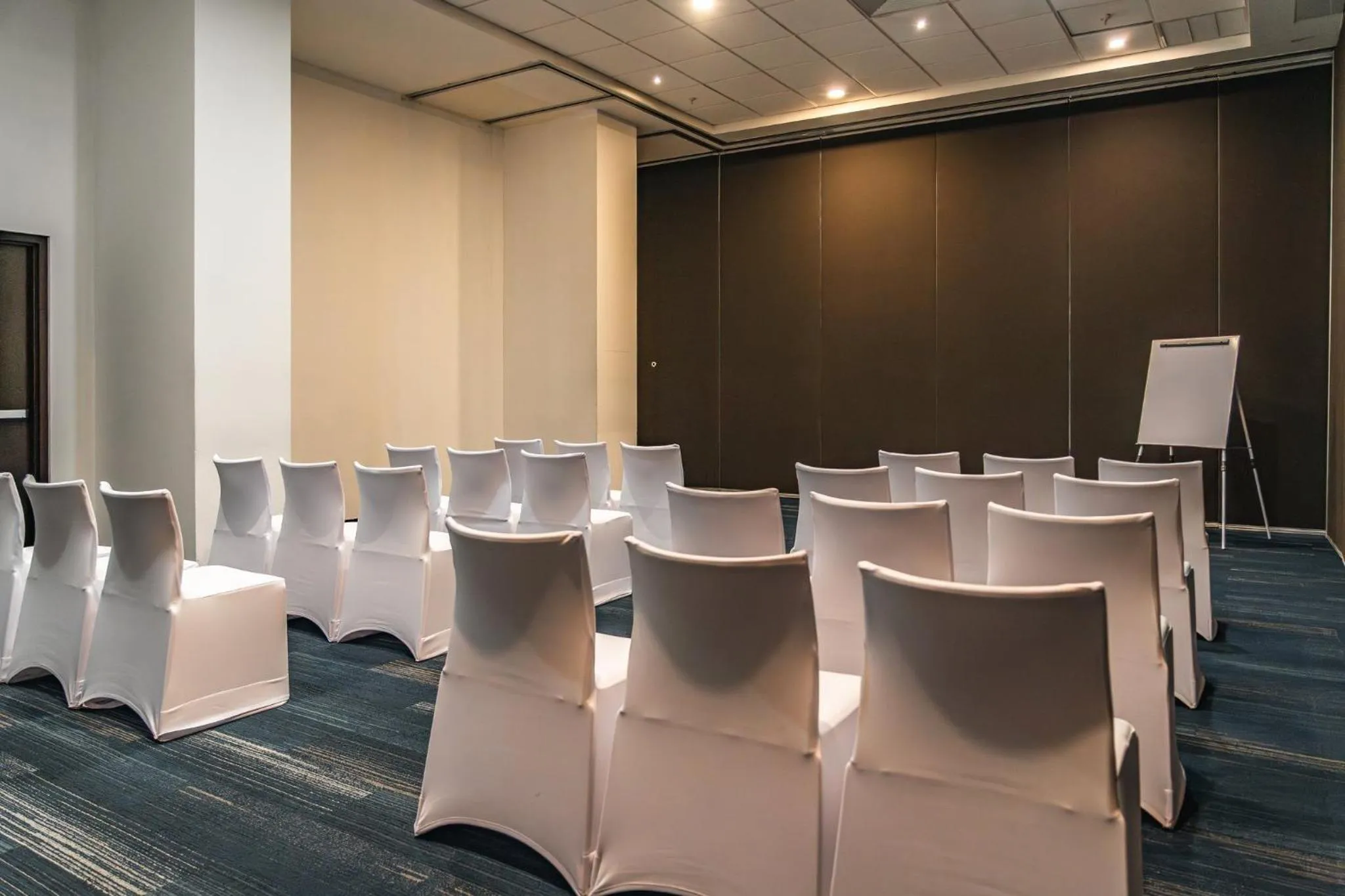 Meeting/conference room in Holiday Inn Guadalajara Patria-Universidad by IHG